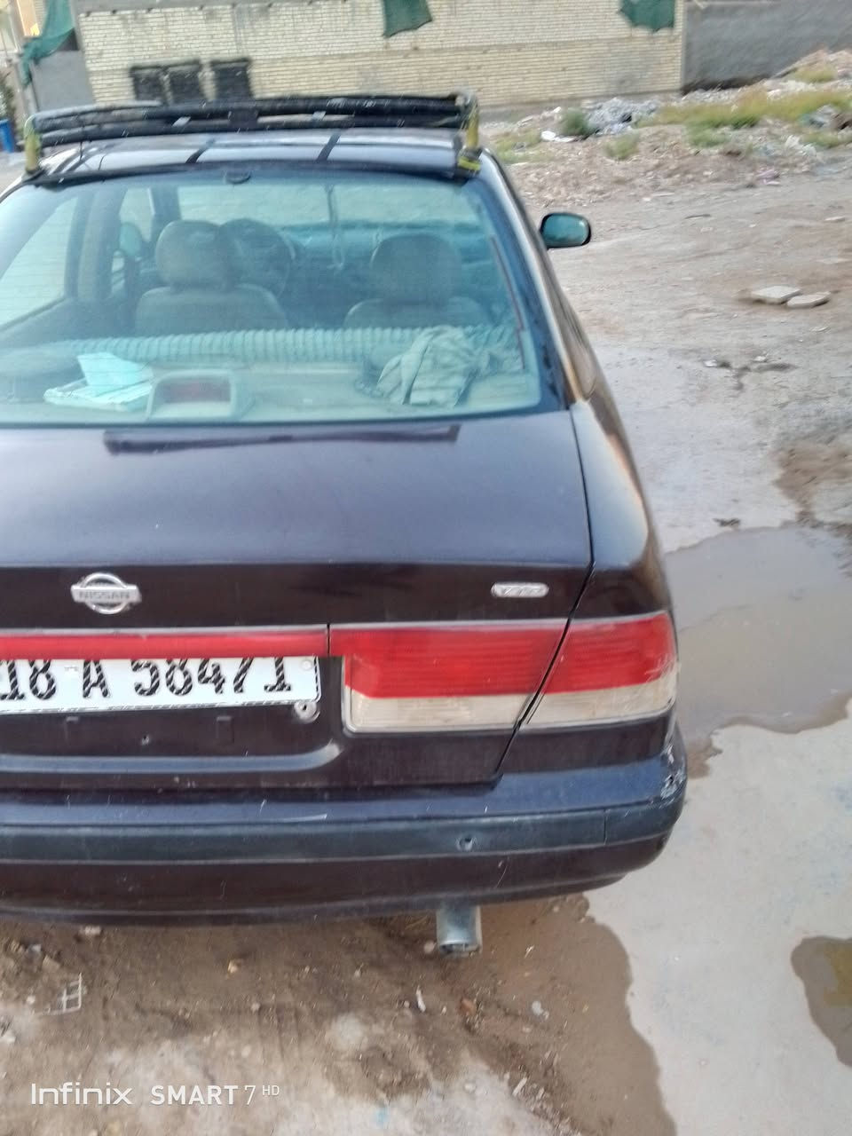 سني ياباني موديل 2000 باسمي رقم حلة انكليزي جديد . كير و محرك خير من الله حدادية وباتر جديد . فقط تبريد .درويش مكان بغداد تقاطع درويش قرب حسينية سيد جبار  الاتصال على الارقام ***********... السعر 42 وبيها مجال
