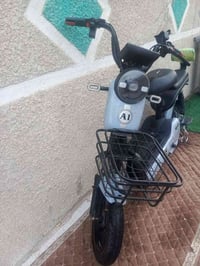 دراجة كهربائية • بدون تفاصيل