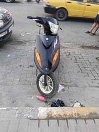 دراجه ماكس عدله للبيع الدراجه اي عطل ما بيها غير انو بيها صوت خشونه بل...
