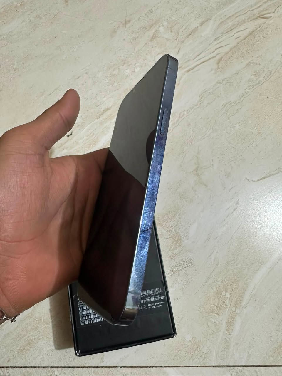 ايفون 13 برو ماكس ذاكره256 جهاز شرط تفحص بيدك مبدل شاشه اصليه الله شاهد 350 الف بدلتهه وبطاريه 75 جهاز اي خلل بي يرجع السعر 550 مكان بغداد  ***********
