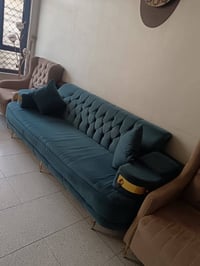 تخم مستعمل للبيع ٤٠٠ وبي مجال للاستفسار ٠٧٧١٥٢٤٣٦٦٩
