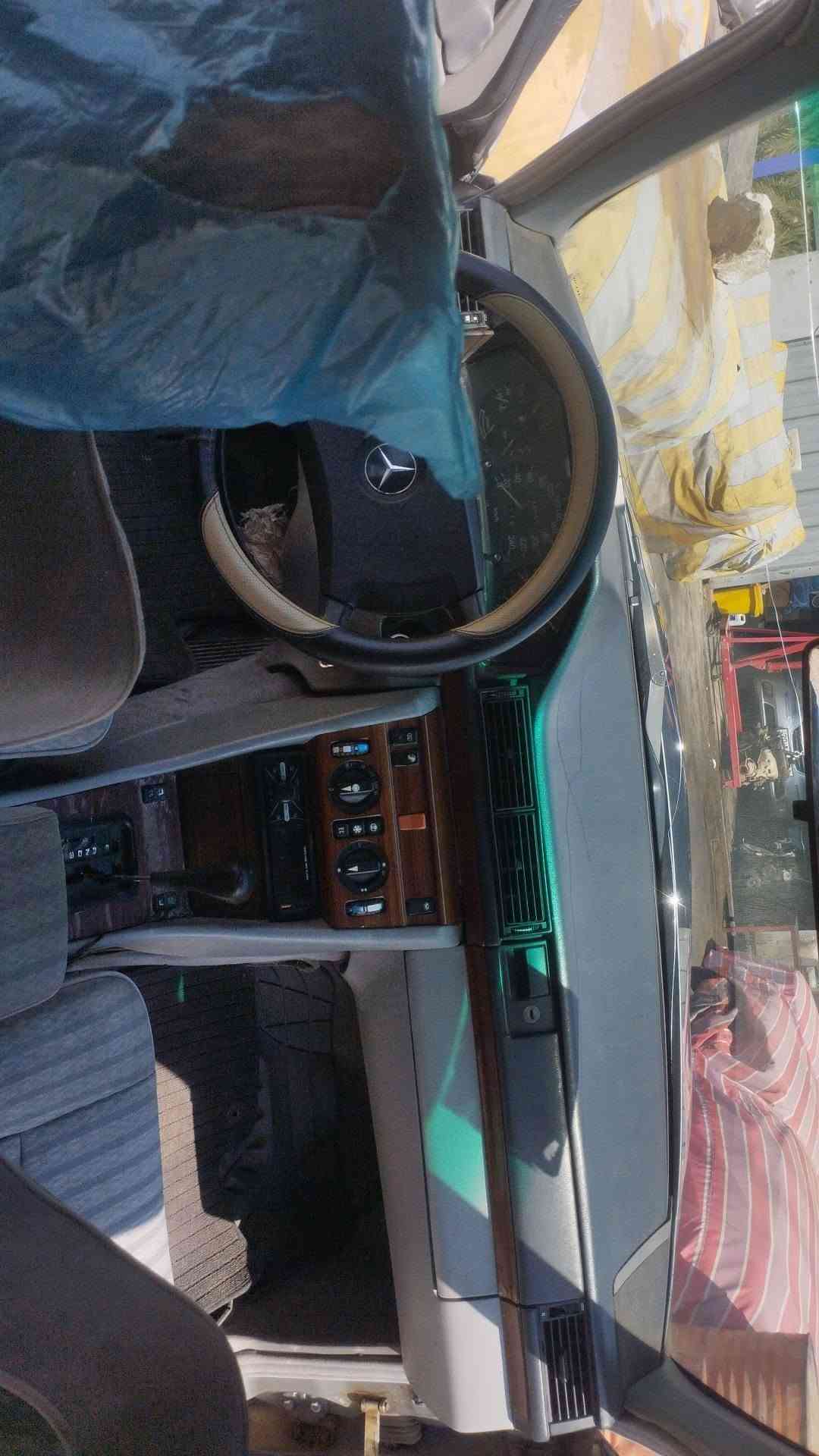 مرسيدس • موديل ٨٨ • رقم بغداد