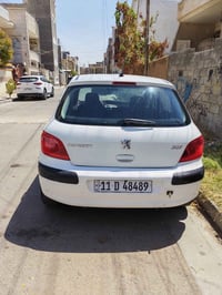 بيجو ٣٠٧ • ٢٠٠٥ • شاشة كامرة