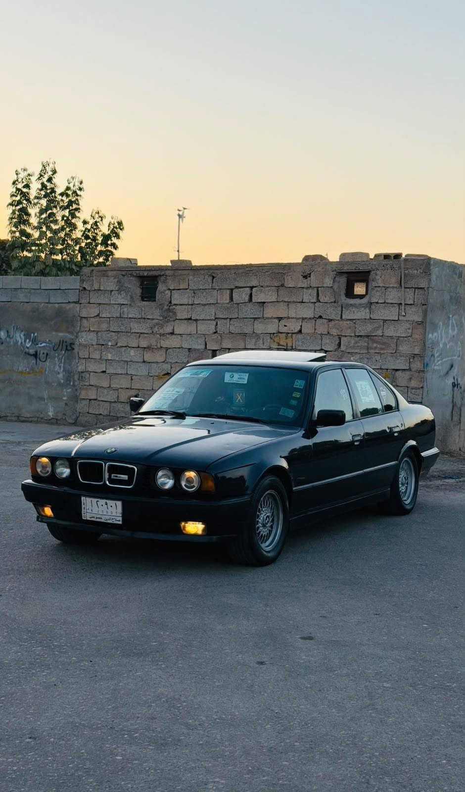 السلام عليكم للبيعBMWاصل525 موديل1994 رقم صلاح الدين مشروع وطني سنويه لحد27  سلايت طكات3 بجم عريض دخاني كير ومكينه مكفوله كير اوتو 3انضمه حداديه امامي خلفي جديده تبريد ثلج قطعتين🥶 مصبوغه عام جماليه كهربايته كله شغاله منضومه زنون اصلي ويل حصيره تخم تاير جديد سنتر لوك جام4كهرباي كشانه جلد +كهرباء غرفته حيل حلوه السعر63بي مجال مراوس حسب القناعه رقم التلفون ***********

