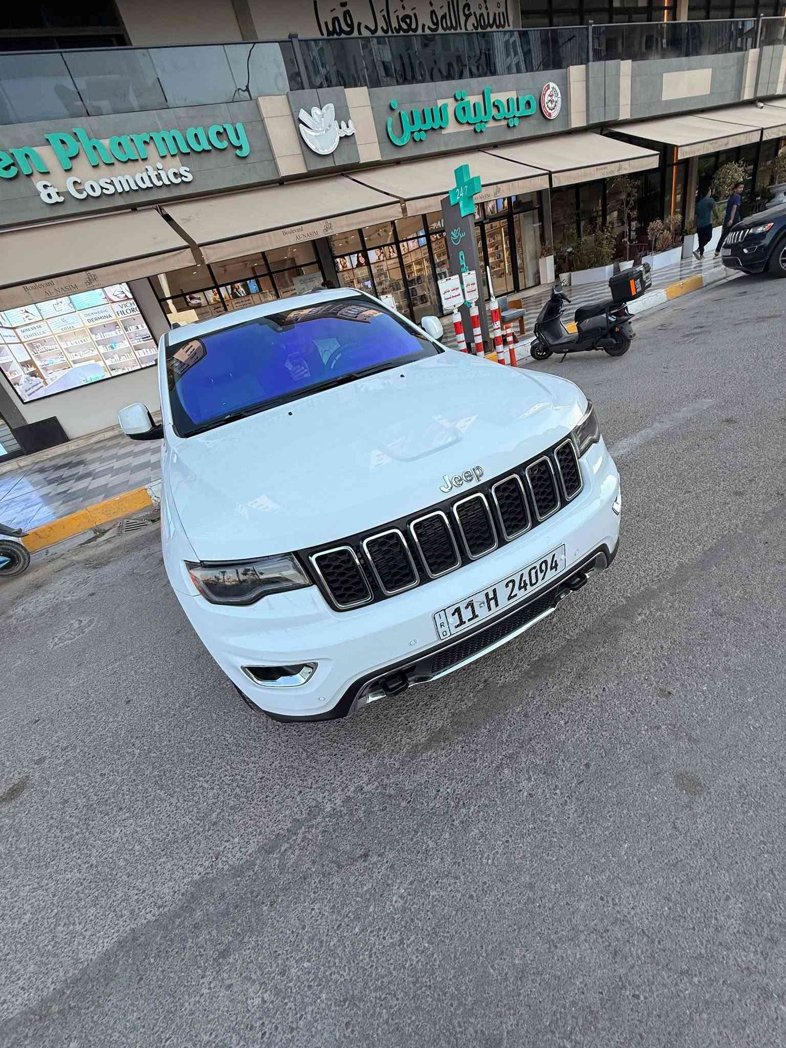 السلام عليكم جيب موديل 2019 خليجي
جاملغ وبنيد مبدلات اصليات ودوسه صبغ 
كير ومحرك كفاله تبريد صدر كفاله ماشيه 84 
باسمي تحويل مباشر السعر 174 وبيه مجال 
مكاني بغداد حي الجهاد ***********
الف عافيه على ياخذه
