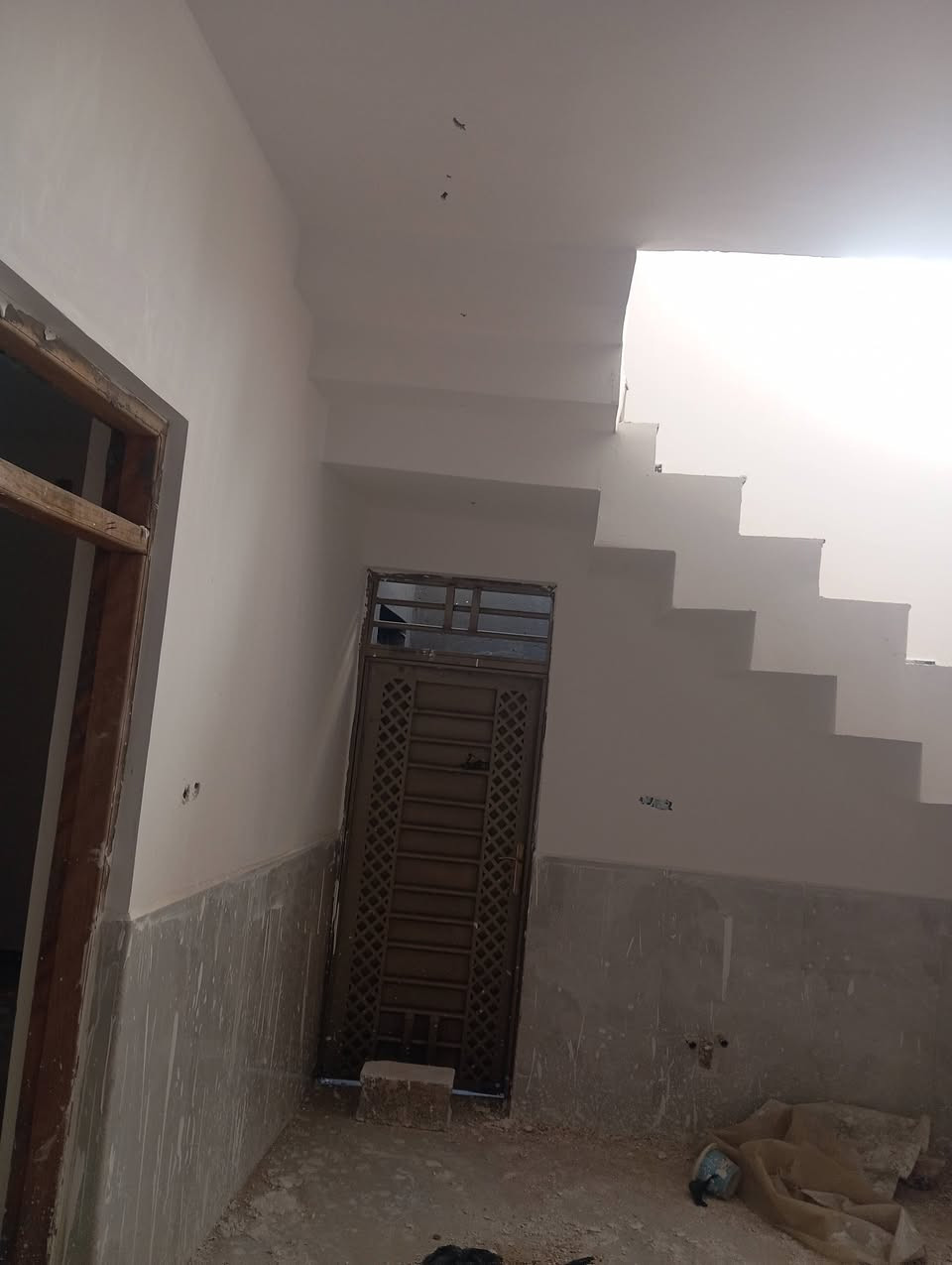 البخ سميت جص مخمر قطعي وعل متر ***********
