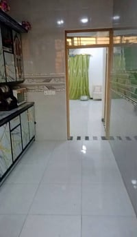 بيت للبيع • ١٢٠م • قرب مجمع قسام
