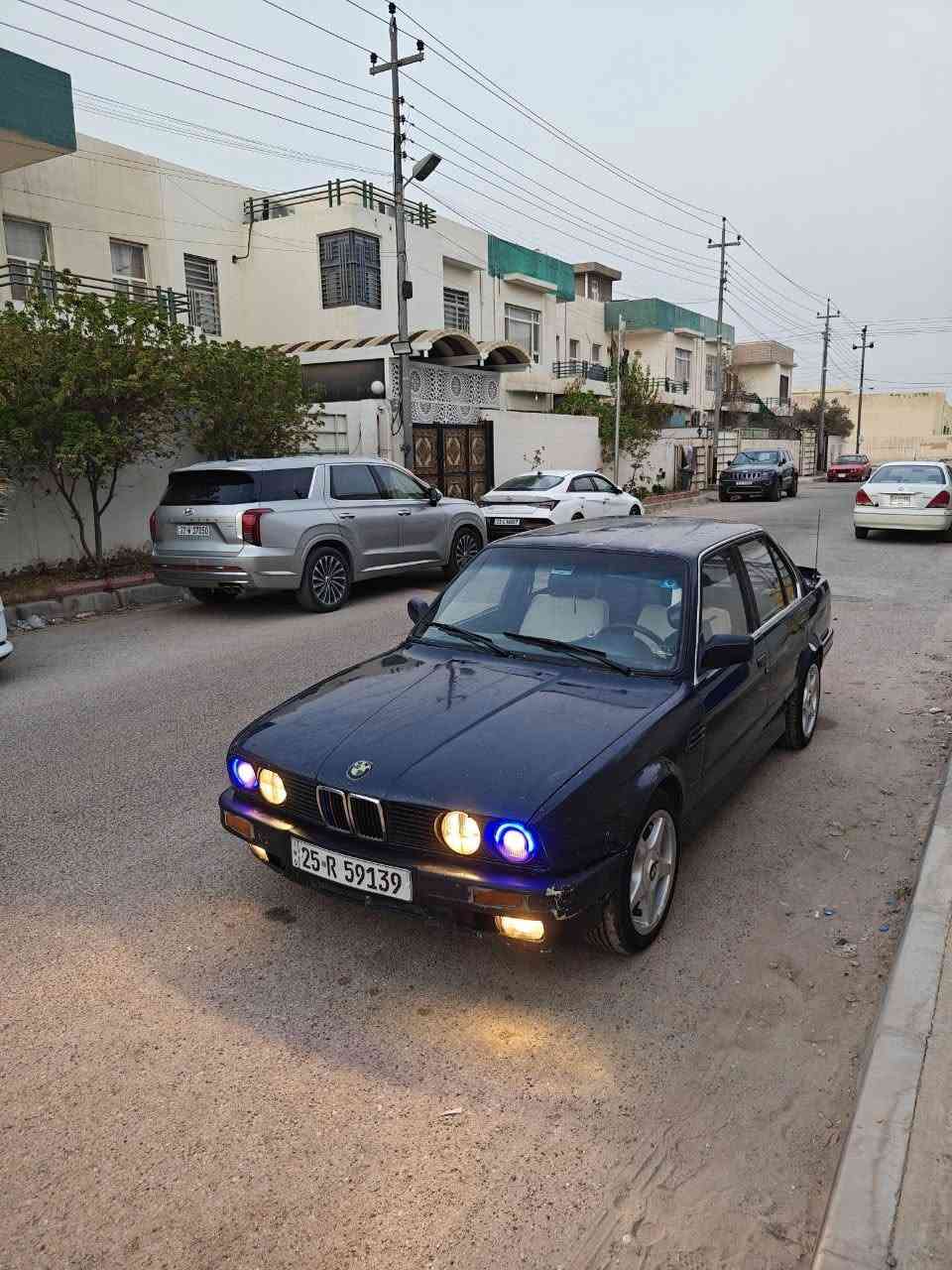 BMW 316i
بي ام دبليو زعره موديل 1991 مكينة أربعه سلندر 
كير عادي  رقم انكليزي بأسمي تحويل مباشر  سنوية لل 2029   مكان السياره  ناصرية مركز 

السعر 29  

للتواصل على الرقم
 ***********
