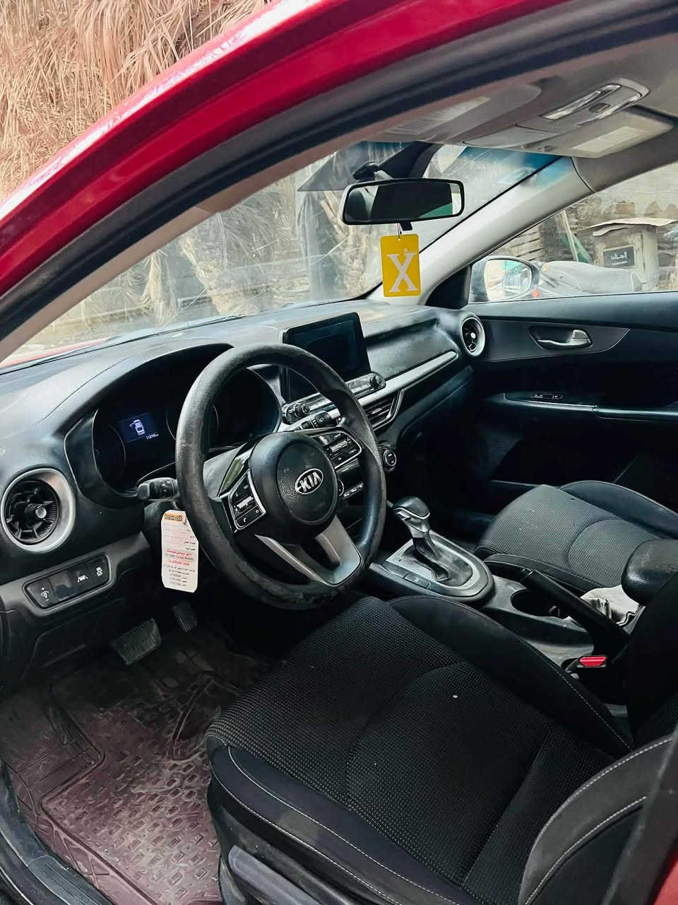 سلام عليكم كيا فورتي للبيع موديل 2019وراد امريكي حادثه جاملغ وبنيد وبيه شويه بارد بل باب السيارة كلش حلوه محرك 2000دوش المرغوب سعره 117 وقابل للتفاوض مكان بغداد الغزاليه تواصل ***********وتساب فقد
