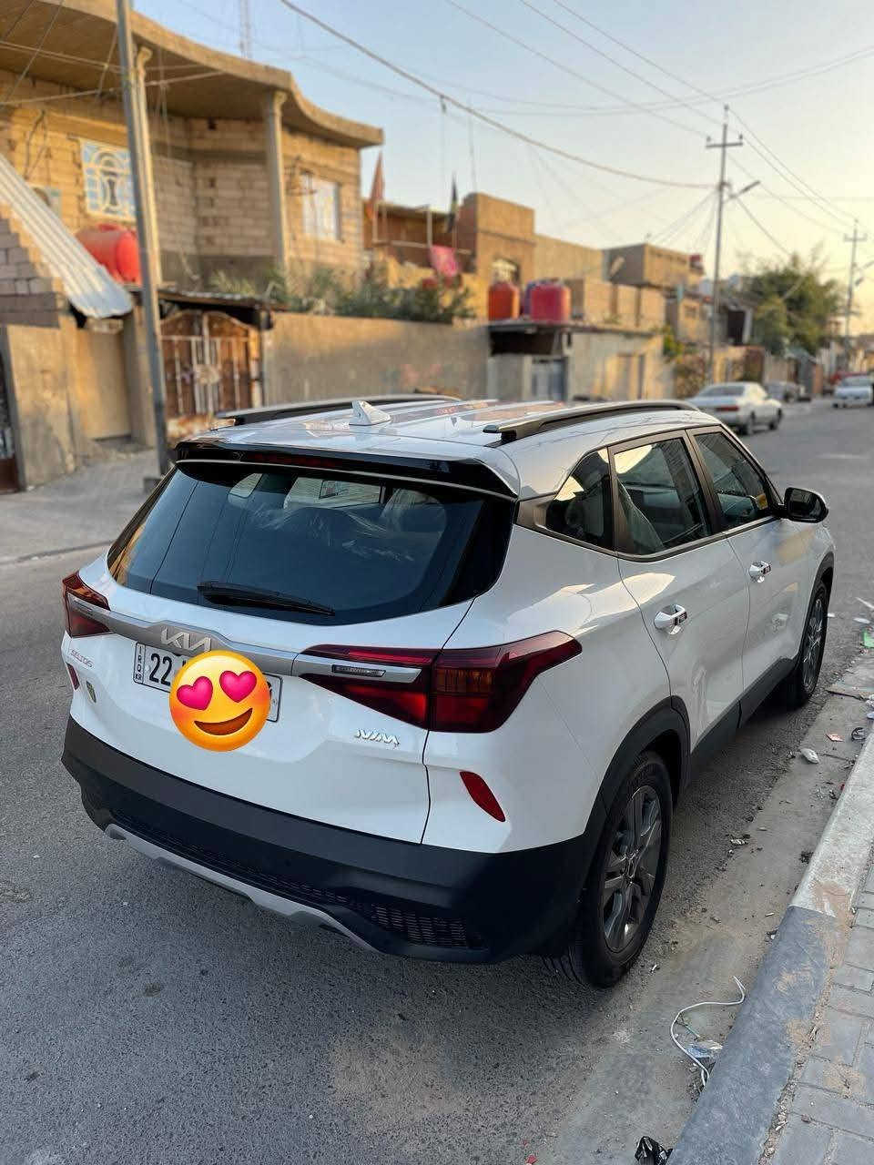 كيا سيليتوس موديل 2023
مكينة 1600 دوش الأصلي مو 1500

تمشي عالبانزين العادي مو إلا محسن 

گير اوتوماتيك AT المرغوب مو سي في تي

السيارة خليجي كوري 👍 👍 

مو وارد أمريكي 🙏 

و لا وارد كوري 🙏 

و لا وارد صيني 🙏

تعرفون كل شي بسعره 

مكفولة من كل شي 

السيارة رقم أربيل و بأسم شركة

الوكالة الأولى و بأسمي 

مواصفات السيارة

بصمة تشغيل 

تشغيل عن بعد

بصمة بالابواب 

فتحة

شاشة كبيرة

كاميرا خلفية

حساسات خلفية 

تبريد خلفي

سبعة أوضاع قيادة 

مرايا شفط كهربائية

تحكم في المرايا 

تحكم بروجكتر

ويل كب  

ماشية 42 ألف كيلو

ضمان ثلاث سنوات شركة نيم

صيانة السيارة و تبديلات الزيت في شركة كيا الدولية بالبصرة بشارع السعدي مو بالمحلات 

واتساب *********** البصرة 

السعر 177
