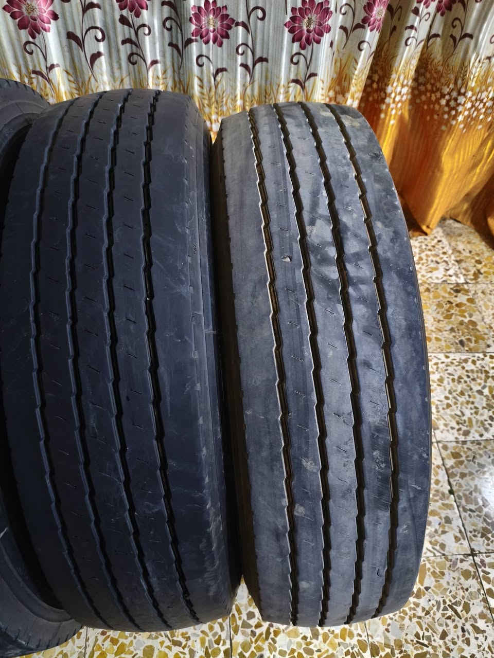 زوج تايرات هايكر ناصي قياس 255/70/22.5 زوج نضيف اخوو الجديد ب 300 الف
ويل هايكر 36 ثمانيه برغي نضيف وياا تاير ابو الاسد نضيف كلش سعر ورقتين قفل
جك 5 طن ويل اصبانه ضغط عالي لقمه تطواله مال لقمه بوري
مكان ناصريه قلعة سكر
