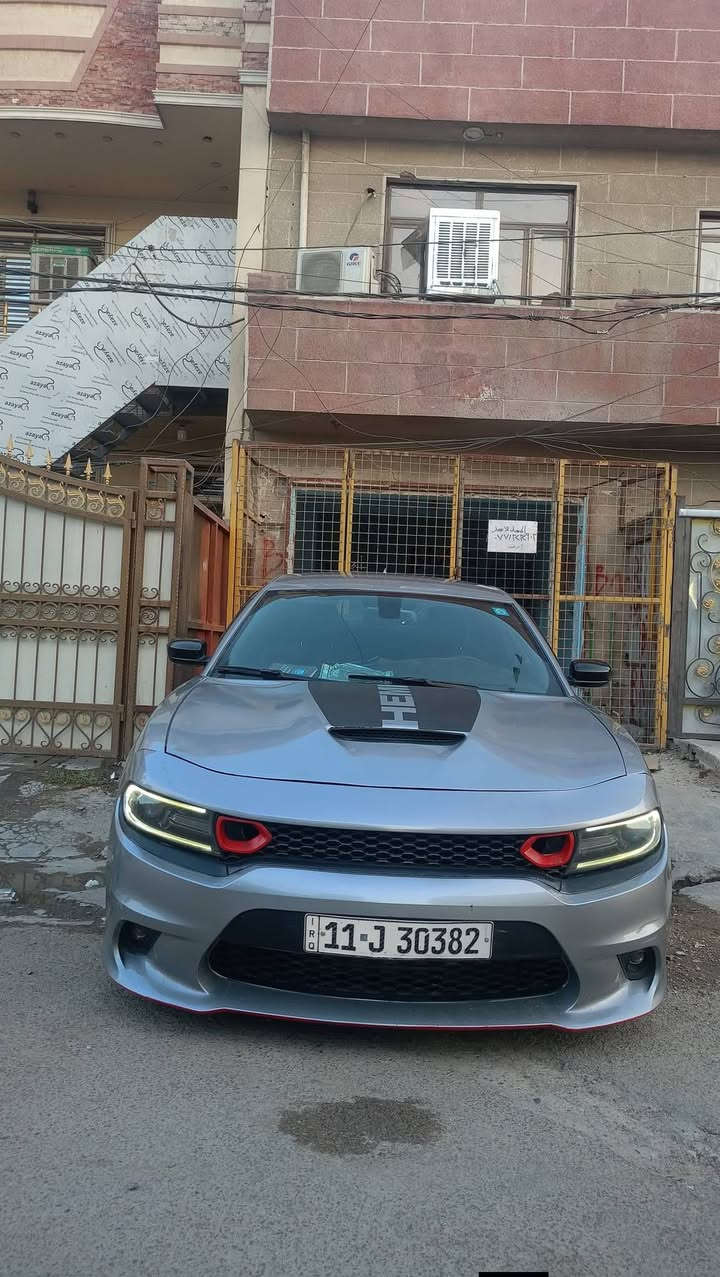 ملاحظة: مكلف بالنشر
سلام عليكم 
للبيع فقط (بدون مراوس)
دوج تشارجر SXT
محرك (3600)
موديل (2017) 
وارد امريكي
حادثها بجم
محدثه سكات باك 
عليها ويل (ويلد حجم 18)
مكينه وكير مكفولات 
صدر 50% بل ميه 
رقم بغداد دولي بسمنه ثاني يوم تحول
فول مواصفات عدا الفتحه 
تحكمات ستيرن شفتات 
كشن كهربائي 
كير (اوتو ، سبورت ، عادي)
صبغ جاملغين وباب وبنيد مال تحديث
السعر 150 ورقه وبيها مجال 
مكان بغداد الدوره
باقي التفاصيل اتصل على الرقم
*********** (ابو وسام) بي واتساب
