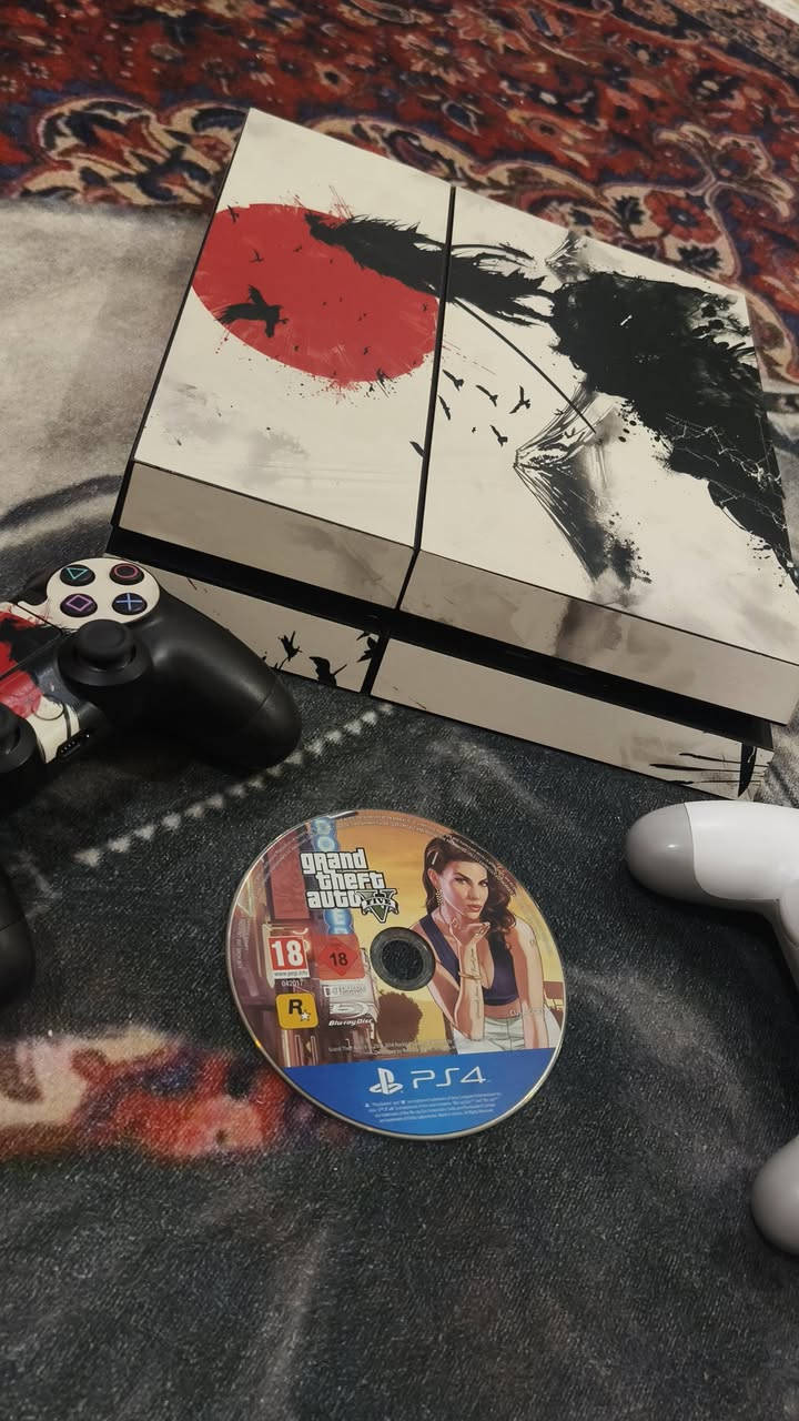 PS4🎮
للبيع مستعمل لون اسود طافي، مغلف لاصق مثل ماموضح بالصورة، جهاز نظيف ومرتب بس مفتوح مره وحده

وكلشي واضح بالصورة 

تجي ويا جوستك العدد/ 2 

وقرص GTA 5

السعر/ 180

ومتوفر توصيل

للتواصل على الرقم ***********
