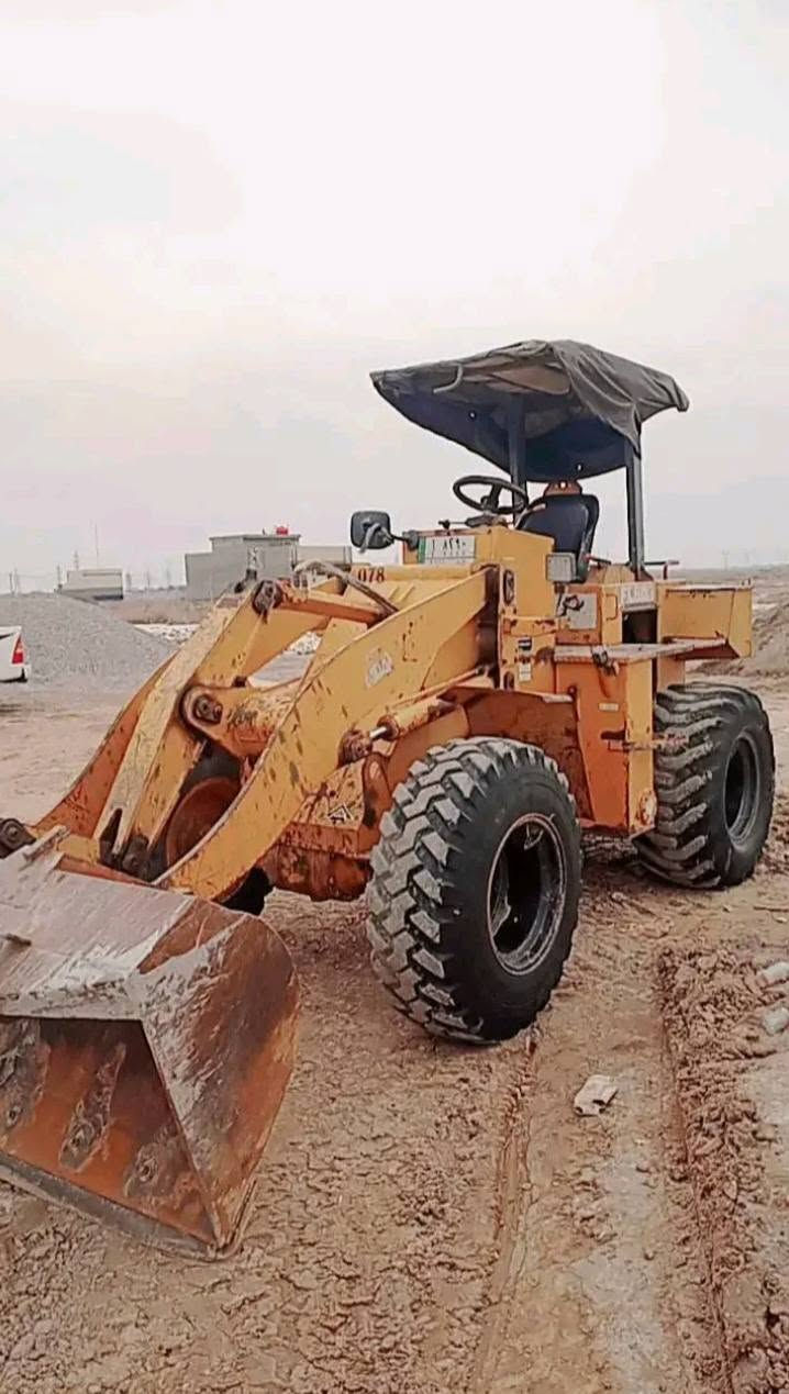سلام عليكم  للبيع شفل فوركاوة حجم 80كير مكينة مكفول سعر 120عنوان بغداد الشعب رقم ***********
