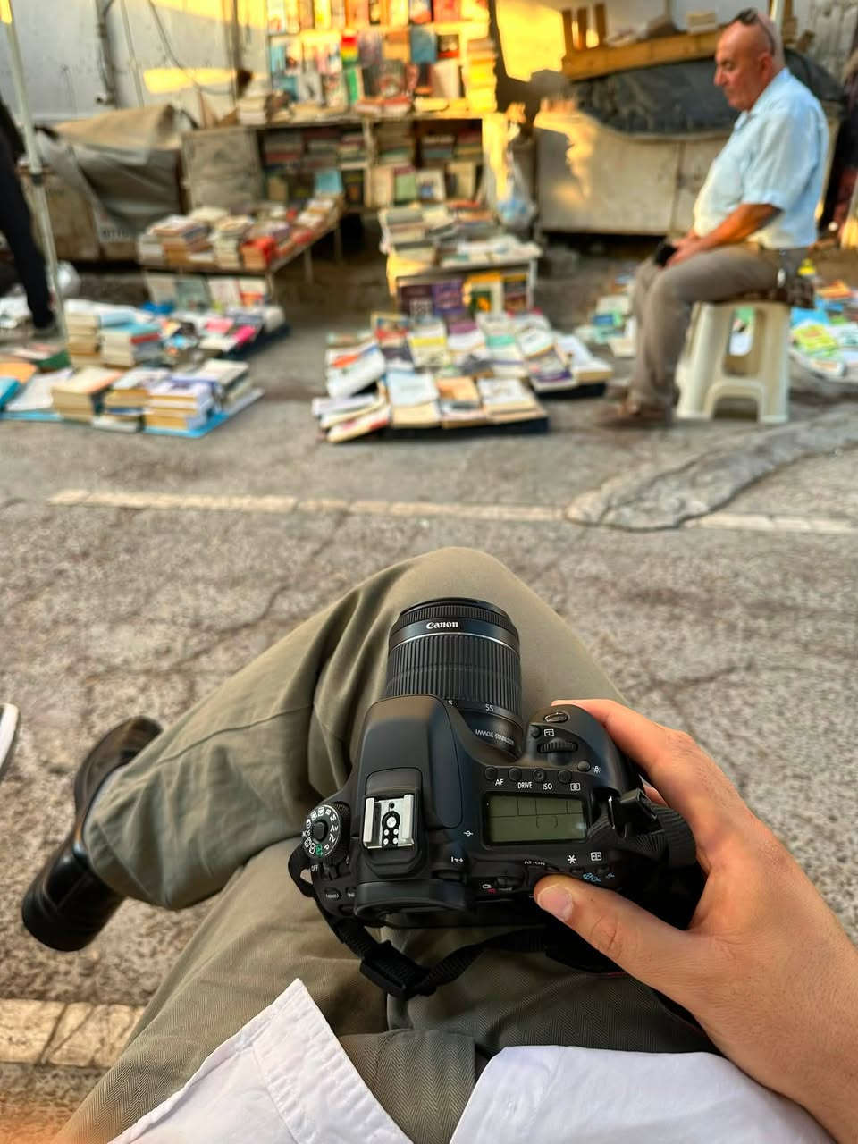 للبيع كاميرا كانون 80D نظيفة جدا مع كامل ملحقاتها.. السعر ٦٥٠ الف عندي توصيل
للتواصل اتصل / ***********
