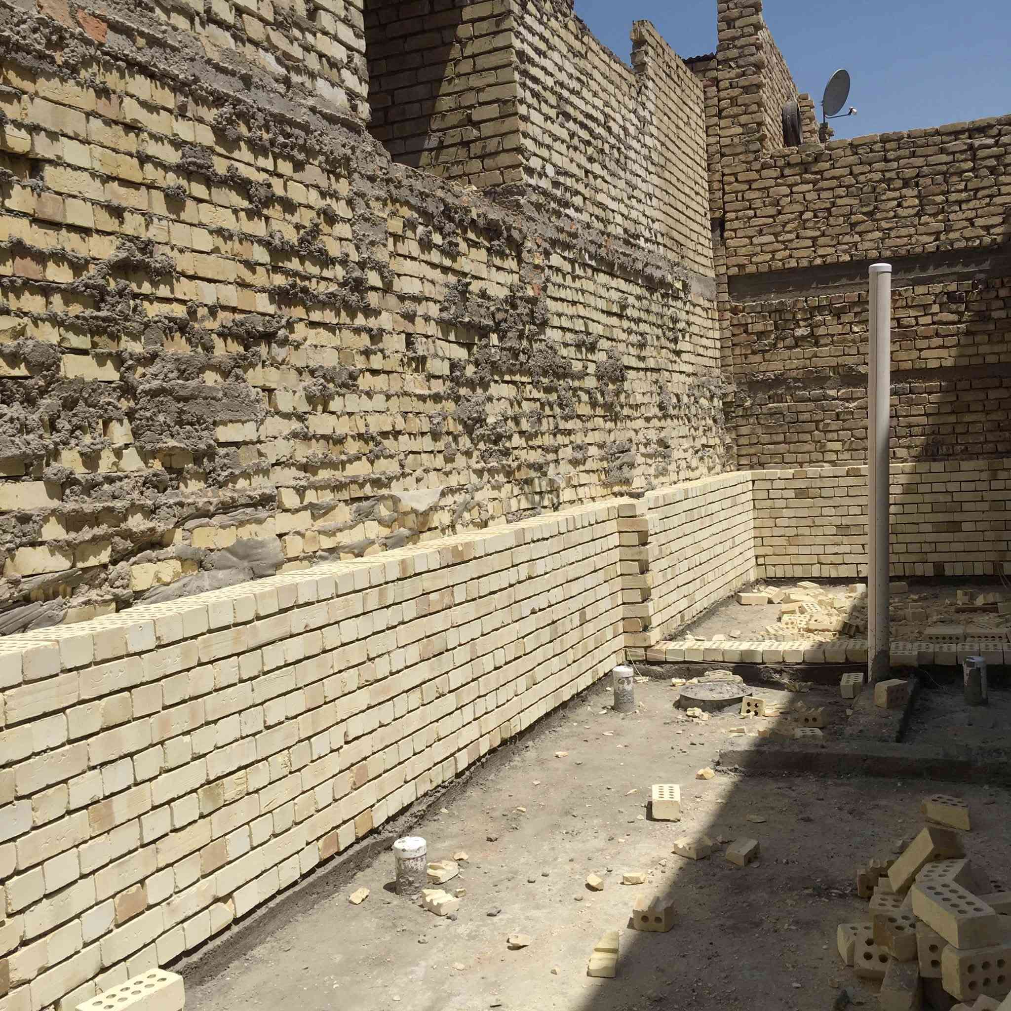 خلفه بناء شغل درجة اولى ستلام مهندس متفرغ حاليًا نشتغل جميع مناطق بغداد كرخ و رصافه بسعار مناسبة بليوميه مقطوعة على دبل الرضي 350وطابق475)***********
