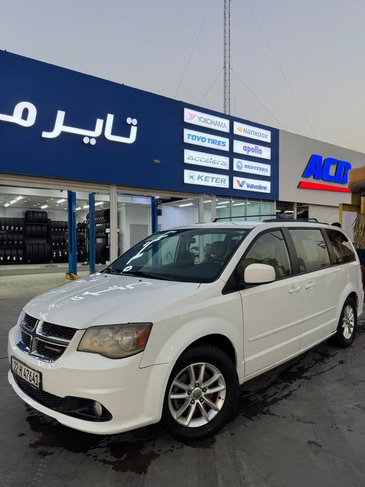السلام عليكم
للبيع فقط 

دوج كرفان 2016 SXT فول مواصفات

رقم سليمانيه بأسمي تحويل مباشر 

(كلين💯) 

* 7 راكب
* أبواب كهرباء
* جنطة كهرباء
* تشغيل عن بعد
* كشنات سياحي
* استعمال بيت
* بدون حادث
*:بيها ملاحظه مسطرة الجنطة وأثر بسيط بدايت الجاملغ  الأمامي فقط صبغ
* السيارة نظيفة جداً وجاهزة للفحص بأي مكان

الموقع: بغداد / الشعب

السعر  174 ورقة وبيها مجال بسيط 

للأستفسار: ***********

شراي اتصل ع الرقم اني مكلف بالنشر
