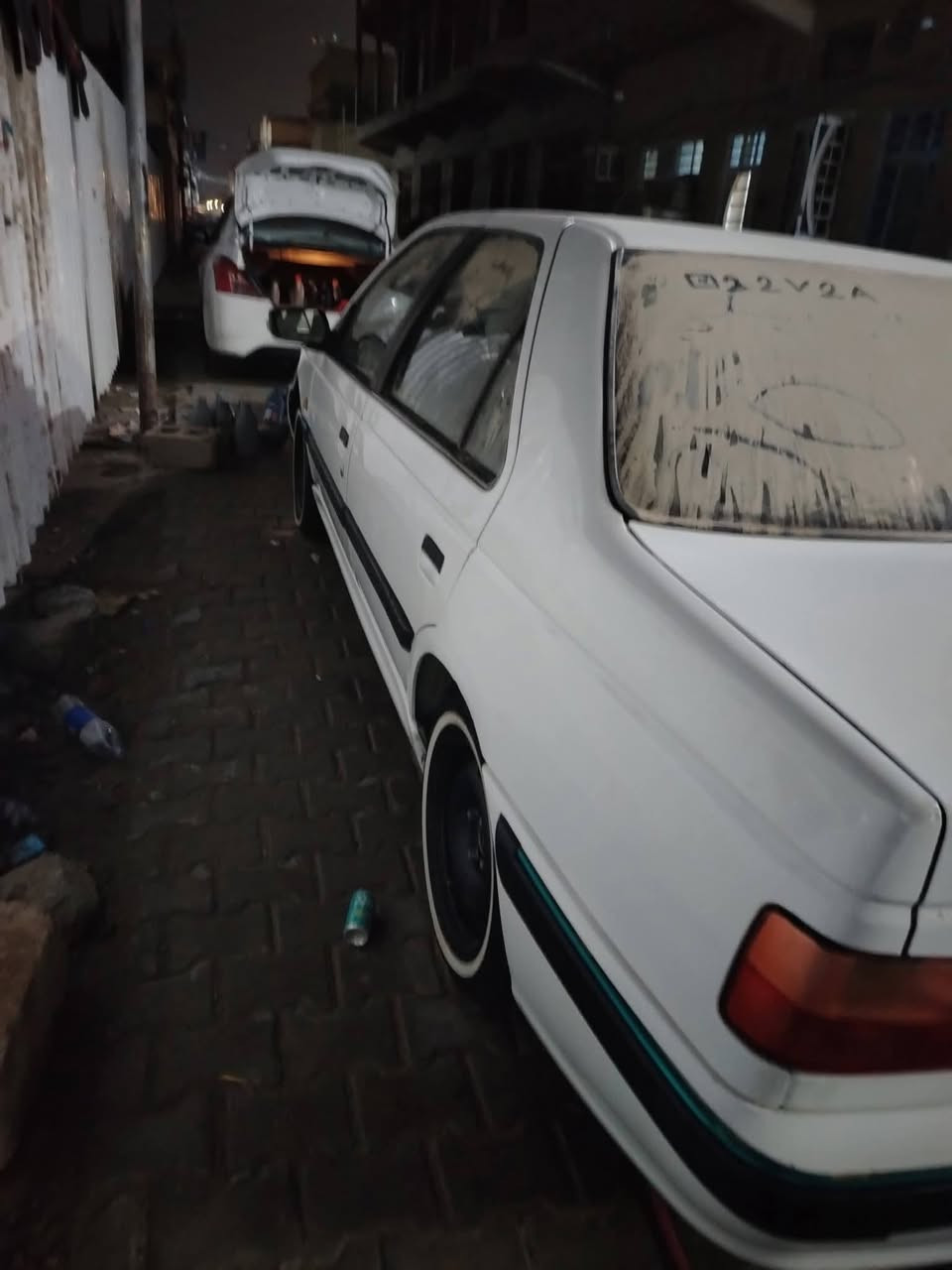 بيجو موديل ٢٠١٨  سياره مكفولة كير ومكينه وتبريد صدر كشر نضيف سياره نضيفه بمعنى الكلمه  بيها بارد بالجاملغ  الخلفي كد شبر  
كبل للشارع متحتاج شي  
سنويه جديده هزه جديده 
 السعر ٥٣ وبيها مجال 

المكان بغداد البياع الشرطه الخامسه 
***********

