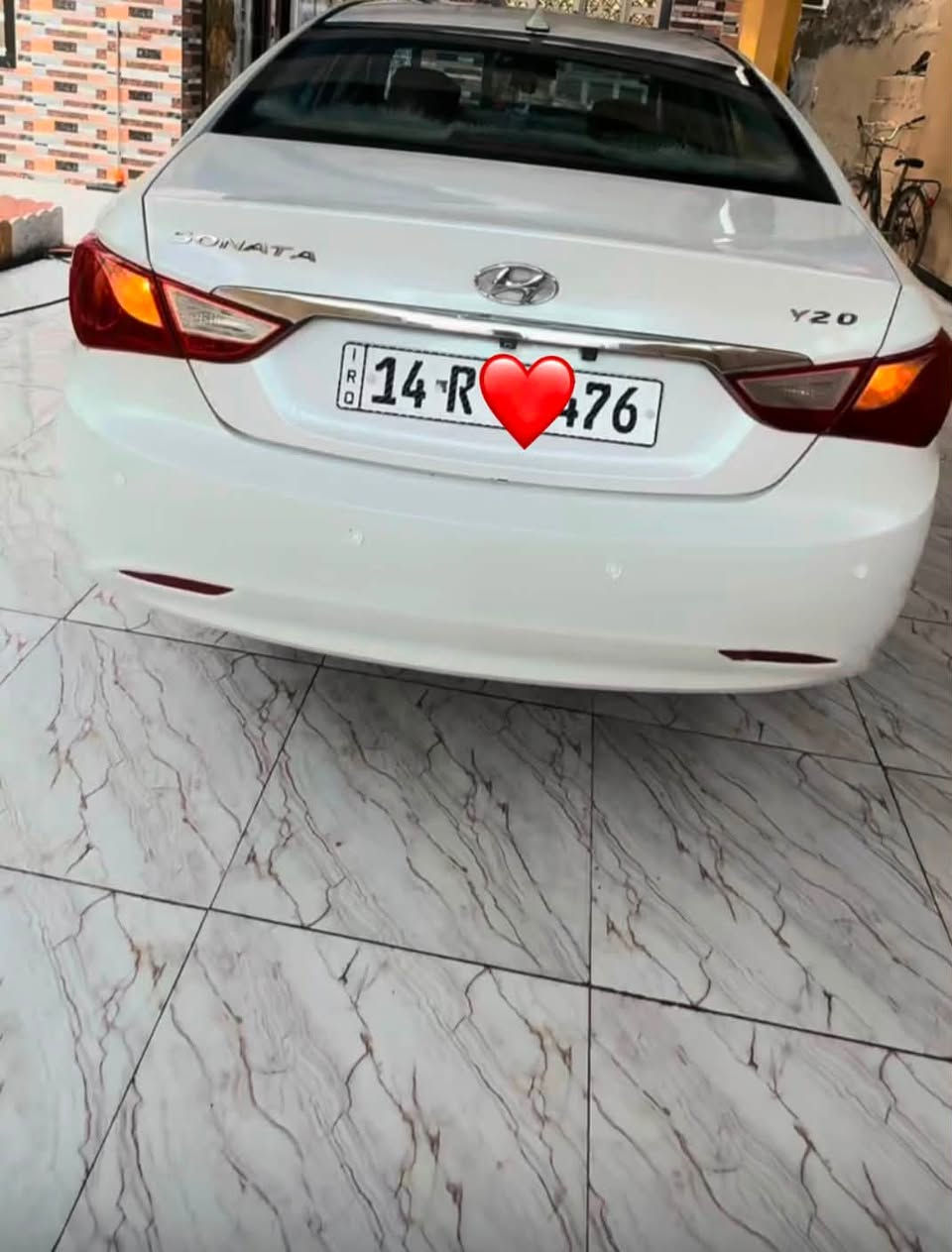 سلام عليكم سوناتا وارد كوري 2010مكينه 2000 دوش تبريد خلفي حداده امامي خلفي كله جديد تخم تاير جديد بيها ضربه ب الداير الخلفي وصندوك امبدل مالتها البلاد من الشركه بيها 4 قطع صبغ جاملغ امامي والدعاميه اماميه وخلفيه وصبغ بل داير مال جاملغ الخلفي بس مكان الظربه فقط السعر ب 110 وبيها مجال خابرني عله هاذه الرقم وانه بخدمتك *********** مكاني بصره ابو الخصيب طريق الوسطي

