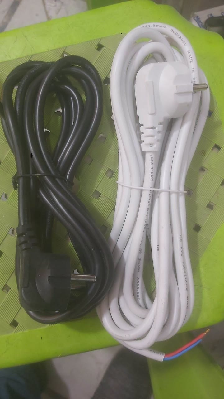 وصول واير سيار واجهزة كهربائية 
طول 5  متر و3  متر 
واير فلكس مع ماشة حرارية 2×1.5

سعر 3  متر 1750  تعبئة 50  قطعة 
سعر 5  متر 2300 تعبئة 50  قطعة 

توصيل مجاني لكل مناطق العراق 
واتساب الحجز//***********
