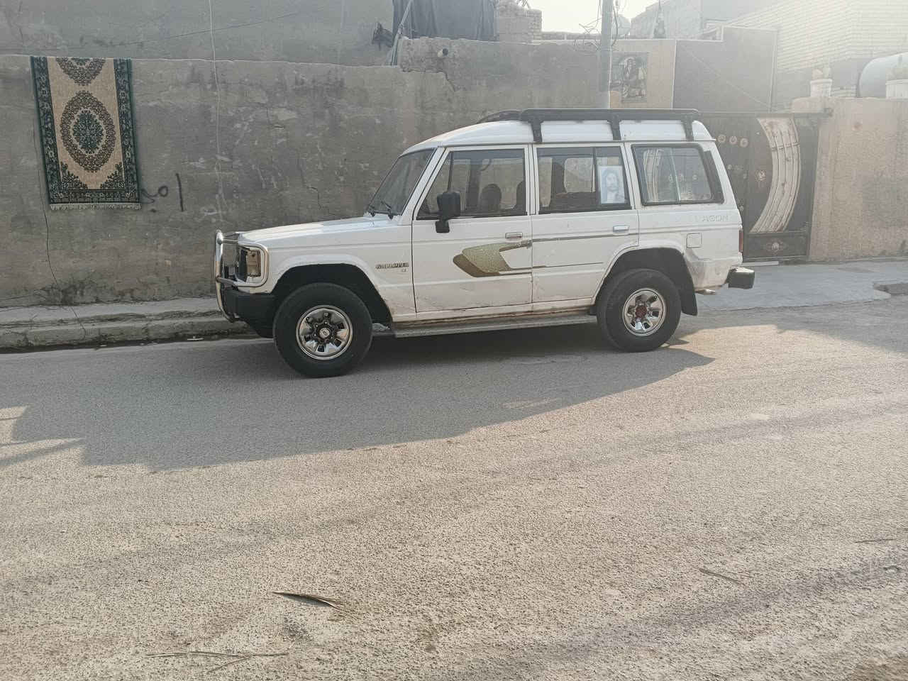 سلام عليكم سياره كالوبر موديل 1996
رقم بغداد مكينه ونجي اربعه تخم تاير كهربائيات شغاله 
***********
