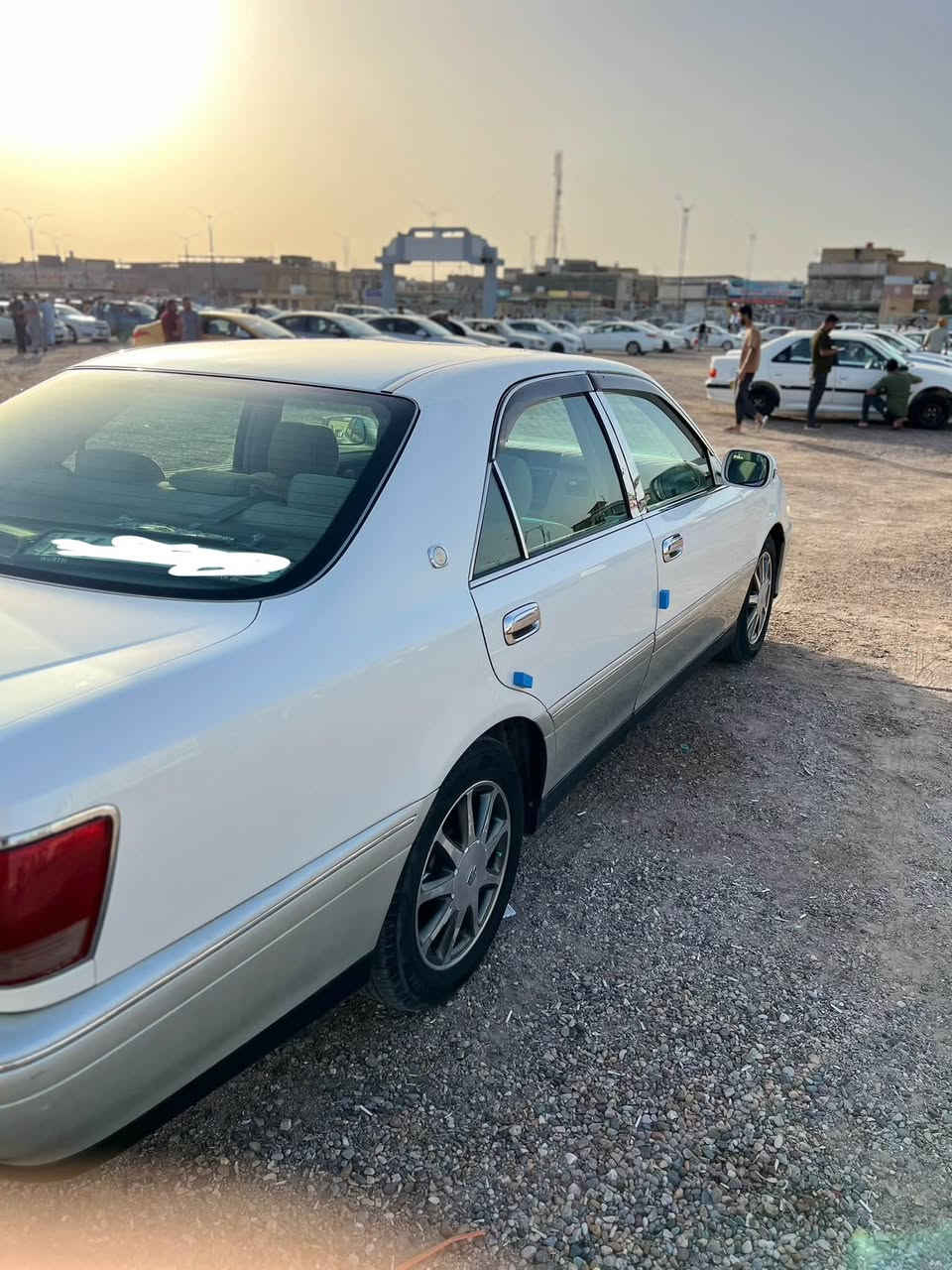 كراون ملكة • ٢٠٠٠ • رقم البصرة