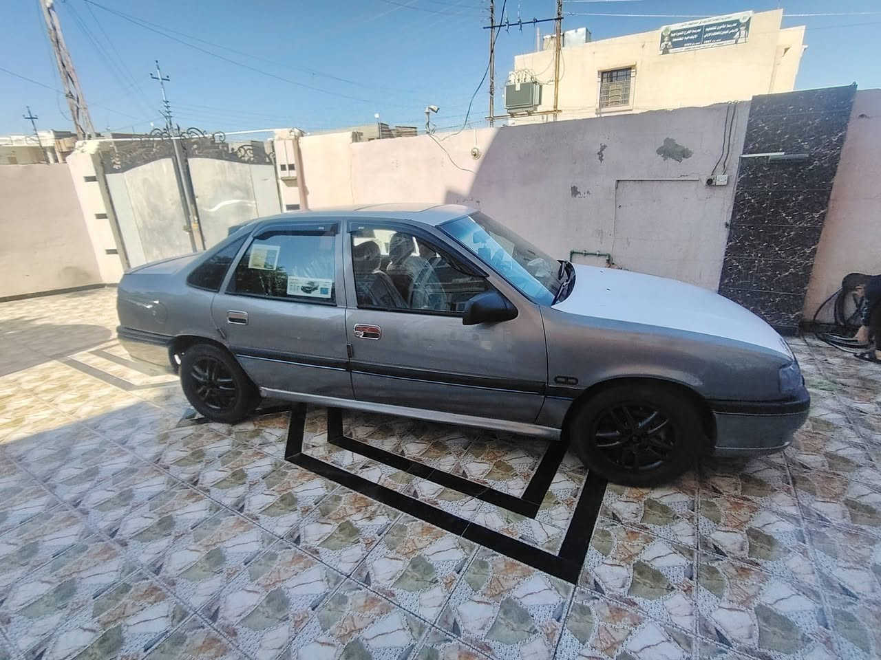 فيكترا ١٩٩٥ • محرك ٢٠٠٠ • جير عادي