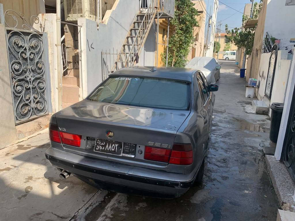 سه ره تا به ناوي خوايگه وره
بوفرؤشتن bmw520iگيرعادي
ته بريد له سه رسويج 🥶 4جام كاره با
مؤديل1991 ته بريد له مس 
پيشي كه پسه دواي لاي سايه ق ده عمي هه يه 
واجيهه ي له گه له ره قه مه كاني اسلين 
به شه رت مالي مه ده ني ايفرؤشم 
موسو براوه گيرومه كينه ي به شه رت
پيشو دواي تازه داگيراوه جركه ي تيانيه 
شوين سليماني
20گه لاوكه مي معامه له 
***********
گؤرينه وه كه م له سه ردلگرتن السليمانية, العراق
