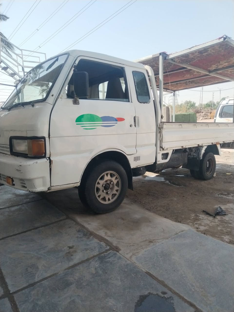السلام عليكم سياره حمل للبيع موديل 95 سبعه جنكال قماره و ربع  جهازه من كلشي تخم تاير حداديه السعر 47 وبيه مجال مكان كربلاء قرب الإمام عون اعلى  تصال  على هذا الرقم ***********
