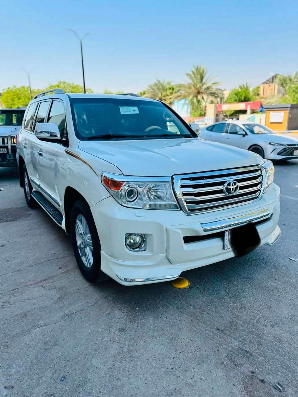 السلام عليكم لأندكروز موديل 2015
محرك4600 V8
رقم بغداد بسمي تحويل ثاني يوم  
مكفوله كفاله عامه من صبغ والتبديل والفتح
فول مواصفات
بصمه تشغيل
بصمه أبواب
أشارت ترحيب
تشغيل عن بعد
مري شفط
فتحه سلايت
كشنات جلد اصلي
كشن كهرباء 
جام تصعيد تنزيل عل ريمونت
8 ايرباك
3قطع تبريد
ثلاجه
مري قلاب
كامره
شاشه امامبه
حساس أمامي
حساس خلفي
وباقي مواصفات المعروفه
ماشيه 95 الف حقيقي
السعر 37500 يعني 3شدات 75ورقه
 بيها مجال
للإستفسار اتصل
***********
مكان السياره بابل حله
