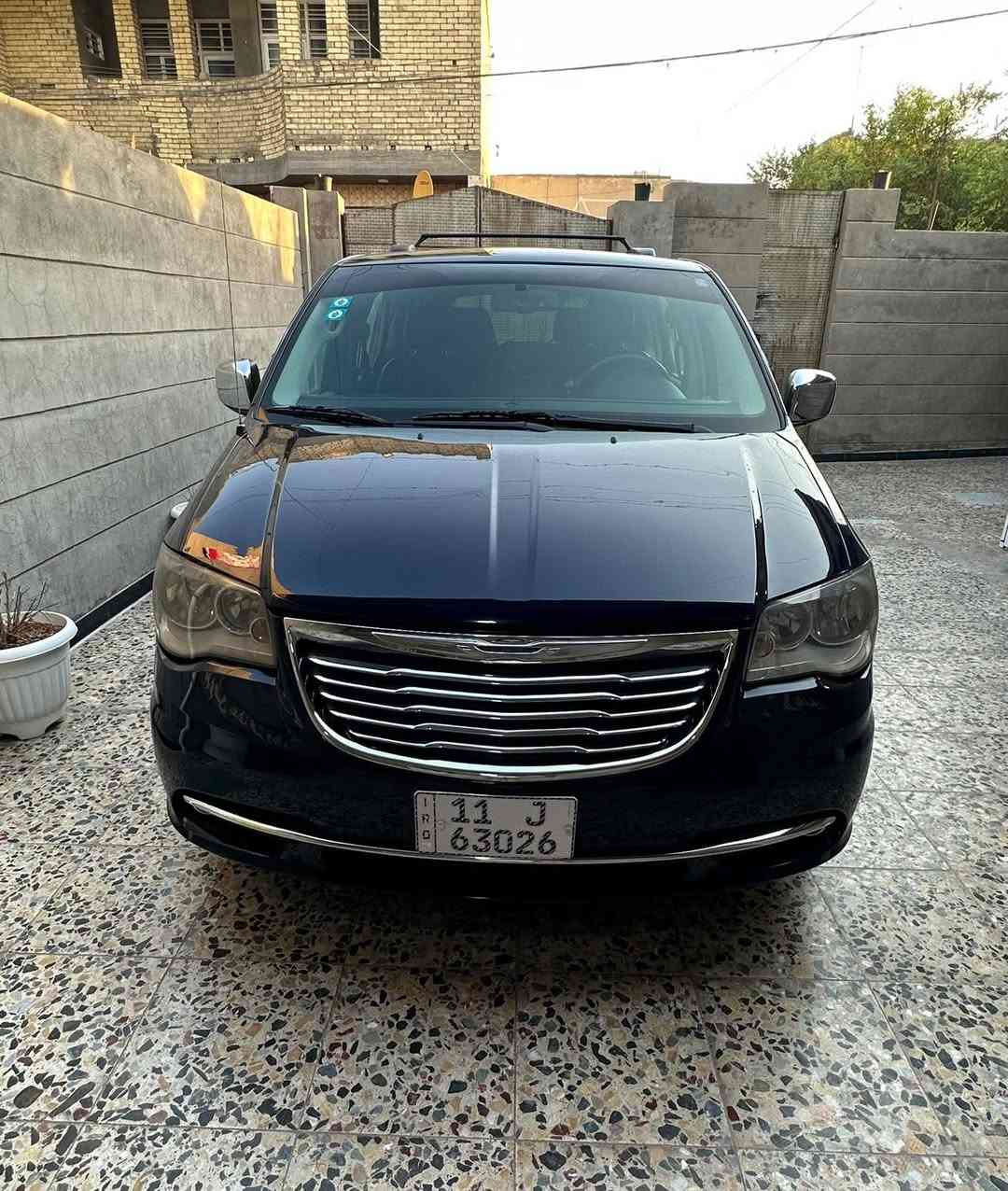 السلام عليكم كرايسلر ٢٠١٦  ارتي لون حبري فول مواصفات 1/1 سياره لوك لوك سياره جديده صور الحادث مرفقه
رقم بغداد انكليزي سنويه جديده داخله هزه جديده
بأسمي فول الفول ثلاث قطع تبريد ثلج (٦ سلندر) تخم تاير جديد هسه شاده اصلي شاشات فرس بالسقف سبعه راكب كشنات جلد كشنات كهرباء كشنات سياحي منفصل بلع بيبان كهرباء جنطه كهرباء بدلات كهرباء داخل صاج
حساسات خلفيه كامره خلفيه تحكمات بالستيرن جهتين بردات سياره بيه هواي مواصفات ومابيه اي نقص خير من الله احلى من الصور مكانى بغداد السعر ١٤٠
رقم الهاتف ***********
