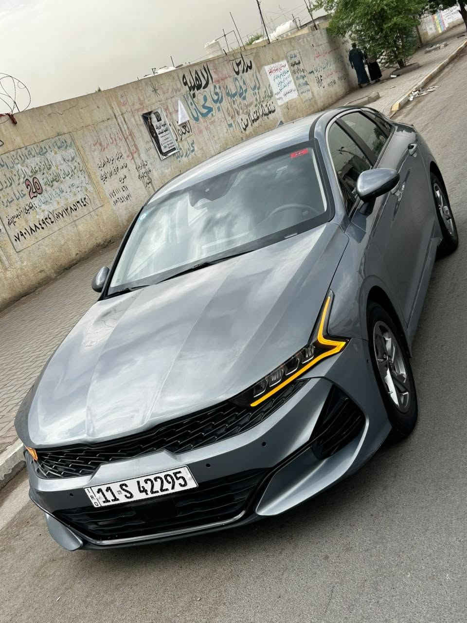 للبيع K5 موديل 2022 ورارد امريكي
حادث بنيد صبغ فقط 
لغود وشواصي وكير ومحرك مكفولات 

رقم بغداد الجديد باسمي 

🔰 مواصفات : نص فول 
بصمة تشغيل 
بصمة ابواب + جنطه
تشغيل عن بعد
رادار امامي + خلفي
نقطه عمي
سابد بريك بصمه 
شاشه كببره تدعم
ابل كار بلي + أندرويت اوتو 
اربع وضعيات قياده 
اتو هولد
جنطه تفتح عند الاقتراب 
لايت 4 عدسات + لد امامي
محرك 1600 تيربو 🛡️
وبعد بيه هواي مواصفات 

السياره جديده بمعنه الكلمه 
ما بيه اي نقص كامله من كلشي 
ترايه زيرو تخم تاير جديد 
حجر صالنصه بلادي 

📍 مكاني بغداد الدوره

السعر 148 وبيه مجال

رقمي ***********
