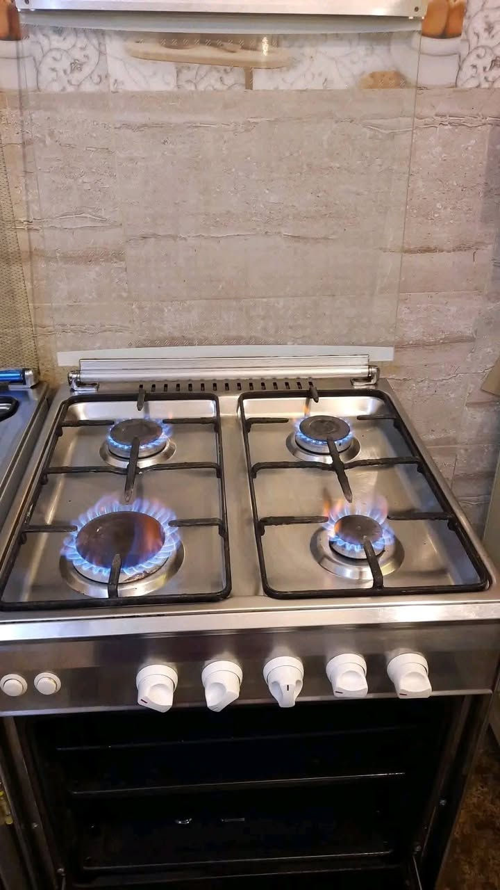 ***********
تخم مودرن ماخذي من هوم سنتر تكمه+ جهاز جري جديد ممستعمل +طباخ يورفنسل اخو لجديد+ ثلاجه 28 قدم تجميد فول قرص شركه +سبلت طنين تدفئه وتبريد المكان حي الجهاد بغداد

نص مكتوب في الصور:
- 15:18 ٢٠٢٦/٠٩/١٨