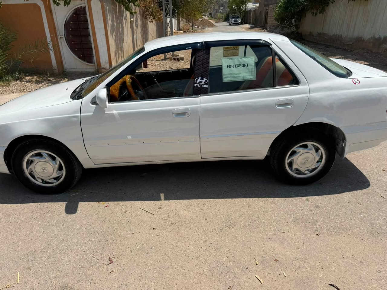 يالله انتره موديل 95 محرك وكير مكفولات لا تنقيص ولا تبخير السياره مصبوقه بس جماليه تخم تاير صدر امامي خلفي فول نضافه  شرط التحويل  سنويه وهزه مجددات الى ٢٩ رقم انكليزي  بغداد العنوان الخالص السود السعر.   28   وبيه مجال  التصال***********   اسيا ***********

