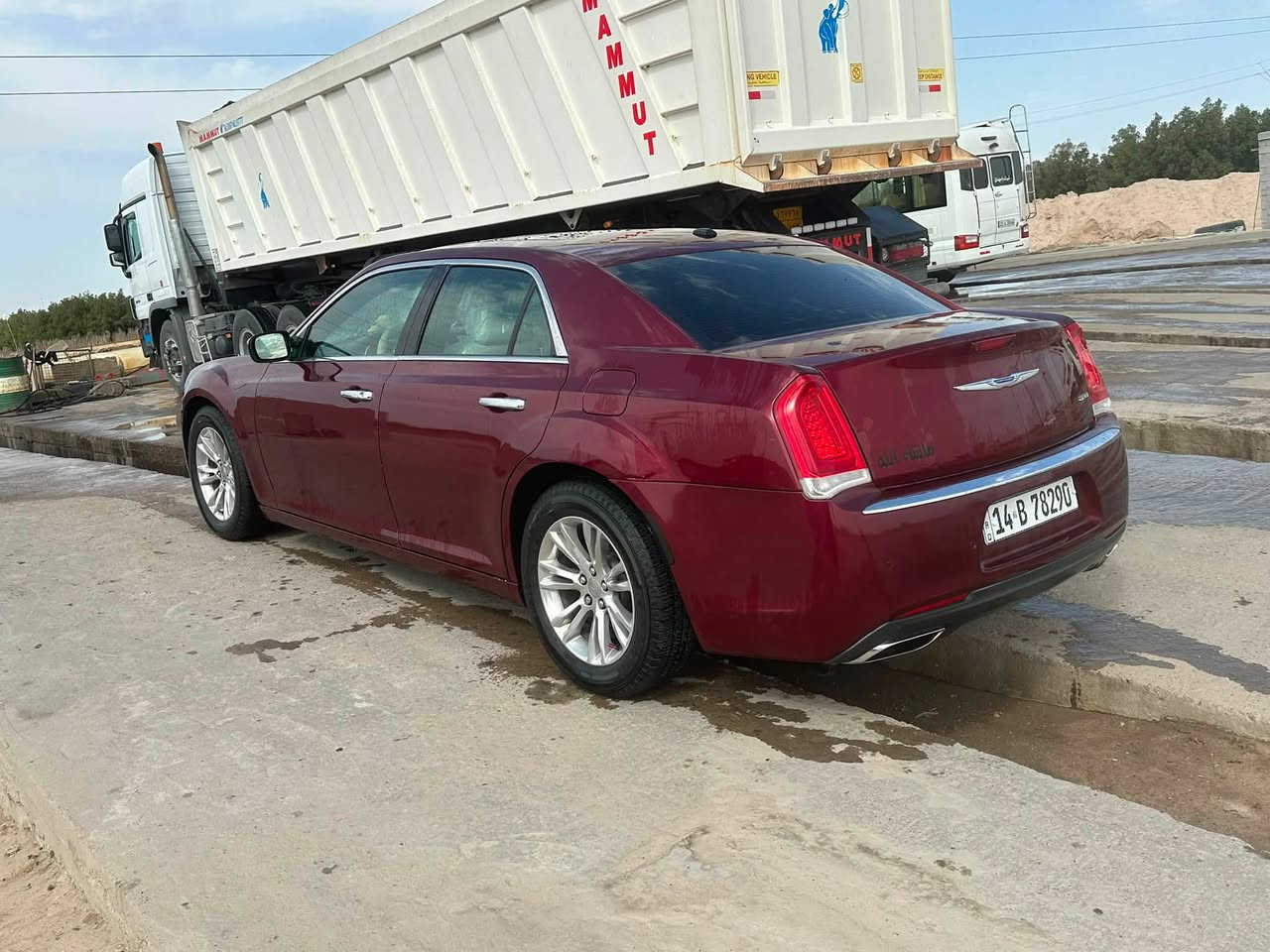 وبامه
وبامه لون مميز 2023 صل 2019
خليجيه كفاله فول مواصفات محرك وكير 
وحداده وتبريد سنويه ورقم جدد
 ***********
