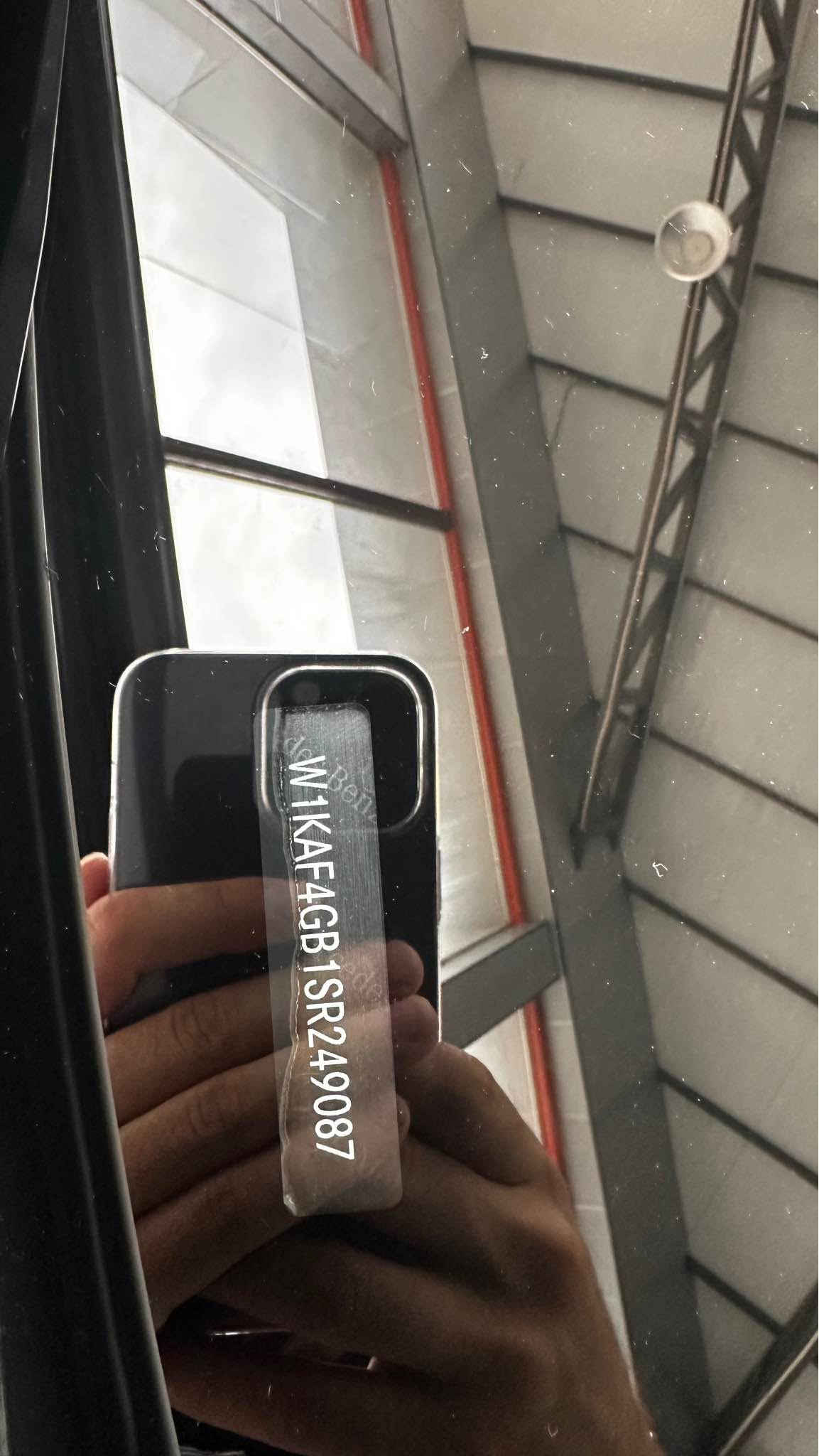 مرسيدس C300 • ٢٠٢٥ • ٢٩٠٠٠ كم