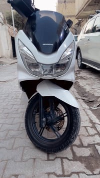 هوندا PCX • ١٥٠ • جيل الثاني