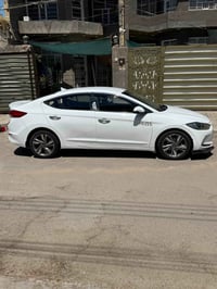 النترا ١٧ • مكينة ٢٠٠٠ • اوتوماتيك