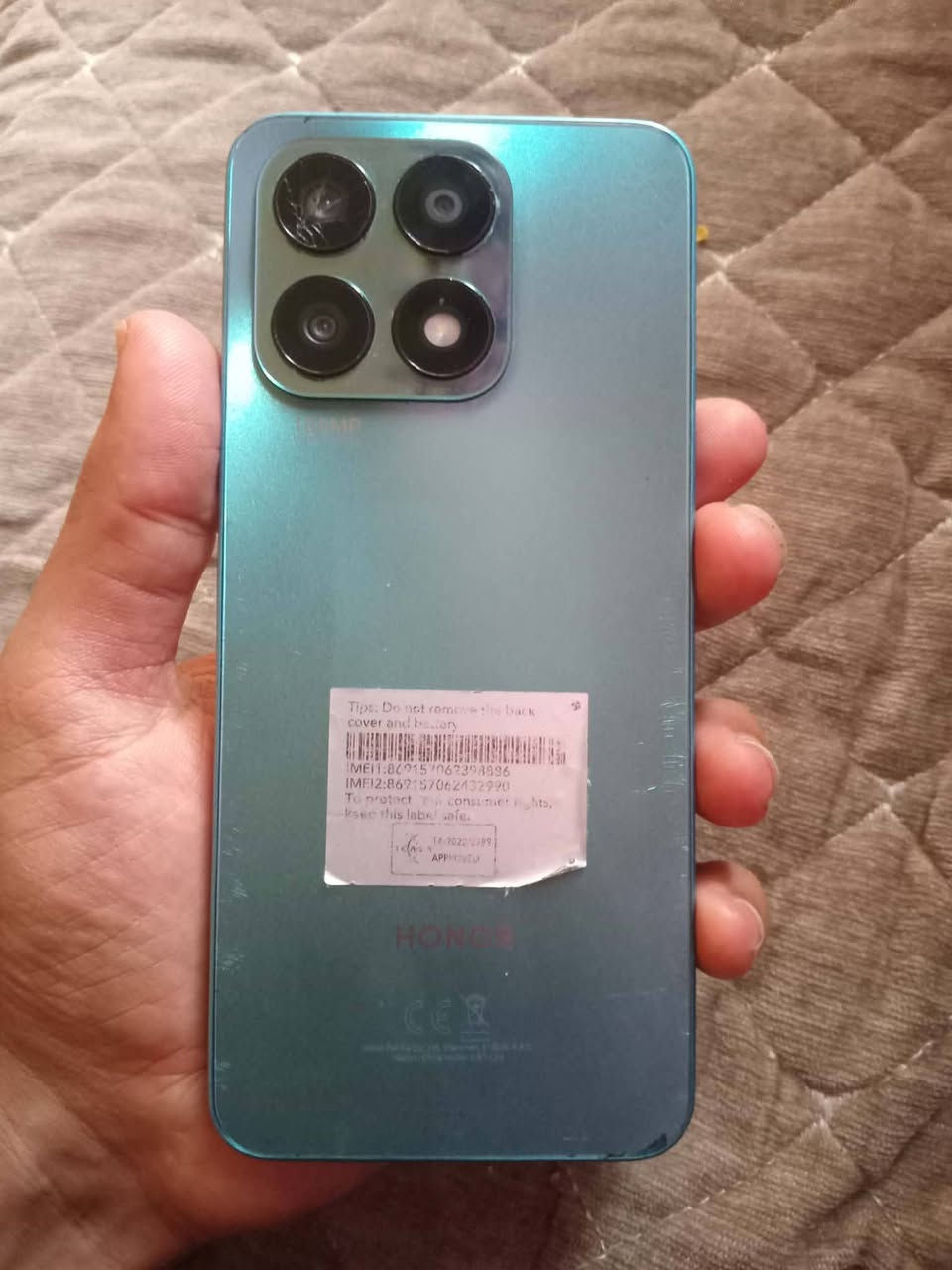 HONOR X8a
ذاكرة 128
الذاكرة الداخلية 8وتكدر اضيفله اذا تريد 
فقط لمس مفطور والجامه مال كامرا واضح بالصورة سعره 100وبي مال شراي اتصل 
***********

نص مكتوب في الصور:
- حول الهاتف 8 MagicOS اسم الجهاز HONOR X8a المعالج المركزي MediaTek Helio G88 ذاكرة الوصول العشوائي ٨,٠ غ.ب + HONOR RAM Turbo دقة الشاشة ٢٣٨٨ x ١٠٨٠ البطارية mAh 4500 المساحة الفارغة ١٠٤,١١ غ.ب الإجمالي ١٢٨ غ.ب وحدة التخزين الداخلية الموديل CRT-LX2