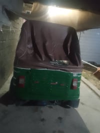 تكتك البيع 2017زيل وراق ضايعه تكفل سراقه وكلشي مكينه 20 شغاله فول عوزه...