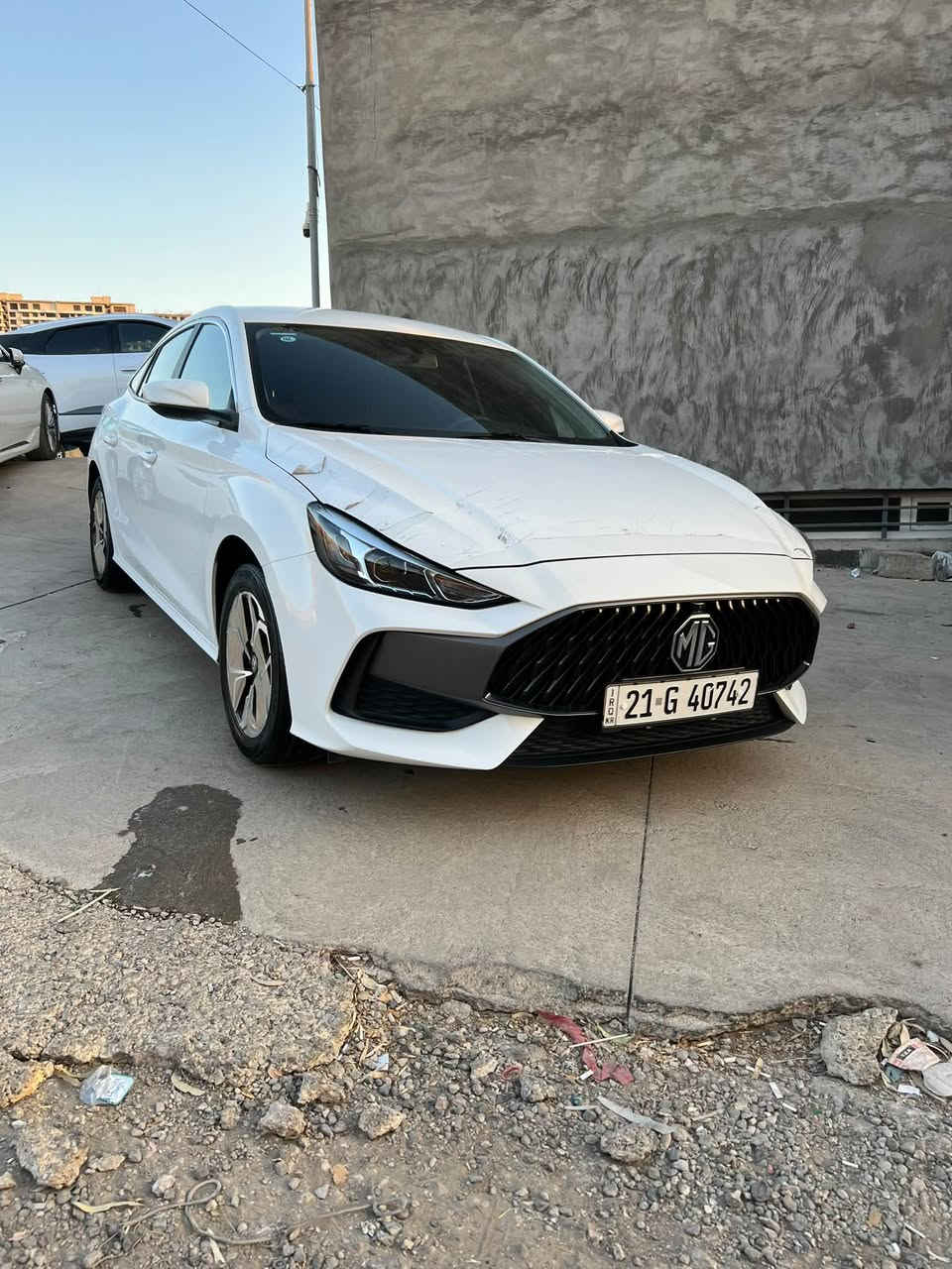 🔥💵97   گەڵاو مەجالی تەنها برایانە
MG GT 
2025 
گێر عادی 
سەیارەکە هەتا بڵێی لۆکە 
25.000 کیلۆمەتر رۆیشتووە 
دوو بەسمەی بیلادی لەگەڵە 
تایاو ویل لۆک
رۆنی تازە ٧.٠٠٠کیلۆمەتری ماوە 
حەمام و پۆڵێش کراوە 
٤ پەنجە دۆسەی قوپاوە لە بەشی ژێرەوە روبەروو دیار نییە
یەک دوو شوختی بەسیتی هەیە و ماباقی بە شەرت
تەرزە pdr سارد کرانەوە گۆڕین هەمووی بە شەرت
تەحویل غەرامە بە شەرت 
گێڕ و مەکینە بە شەرت 
سەیارەی ماڵە و عەزێت نەدراوە
لە سلێمانیم 
٩٧ گەڵاو مەجال بەس برایانە 
سەیارەکە بیانوو بڕە 
***********
