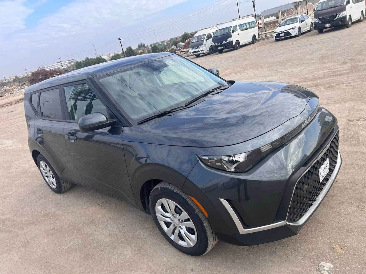 كيا صول 2025 LX  بدون رقم
محرك 2000 دوش بيع او مراوس 
ماشيه 15000 ميل بدون ايرباك
المواصفات
تحديد مسار...سياقه ذاتيه  ... مانع انزلاق...
اطفاء ذاتي اثناء القياده...توقف ذاتي ....مود درايف نورمل وسبورت...
الحادث فقط شباك الدعاميه موضح بلصوره والسياره كلين وصور الحادث بلمنشور
مكان السياره حله لاستفسار 

*********** حلة, بابل
