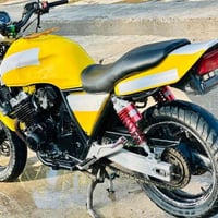 ه سلام عليكم سيبي مكينة 400 سيسي كمرك مدفوع وراق صولي ترايك وين ما يعج...