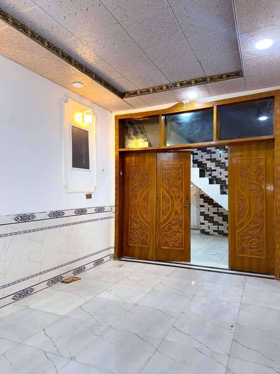 النجف شارع الصب • ١٠٠م • طابو زراعي