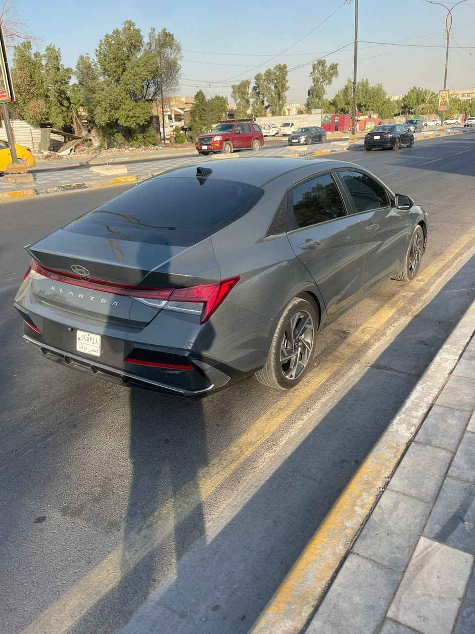 سلام عليكم النترا موديل 24 فول مواصفات ايرباك سليم حادث جانبي باب السايق والباب الخلفي وشوي من الهلال بجم كبس رقم منفيس بسمي دخول جديد السعر 150 وبيه مجال خاص او واتساب مفتوح  ***********  العنوان بغداد العبيدي
