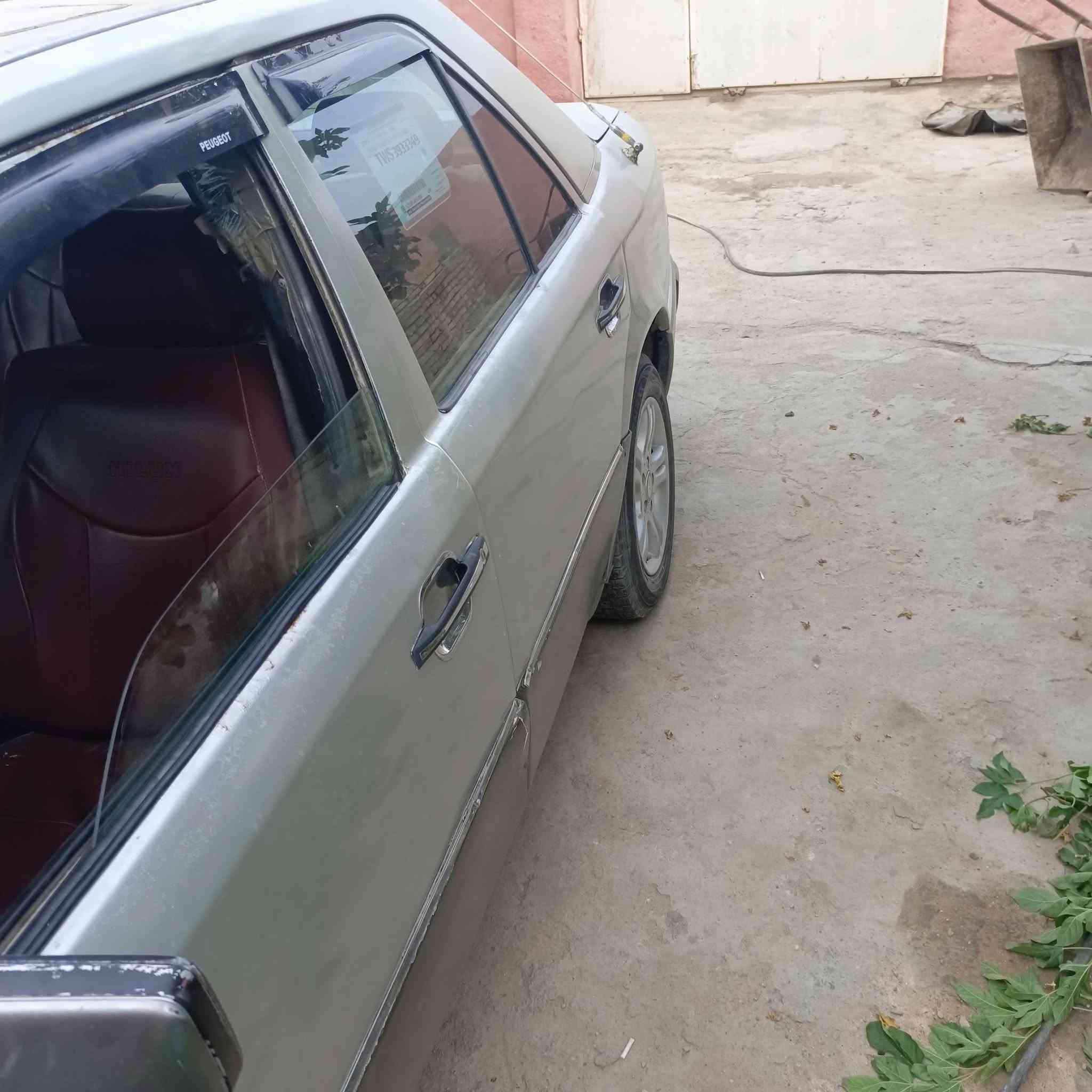 مرسيدس 300E • ٨٧ رقم بغداد • مكينة ٣٠٠٠