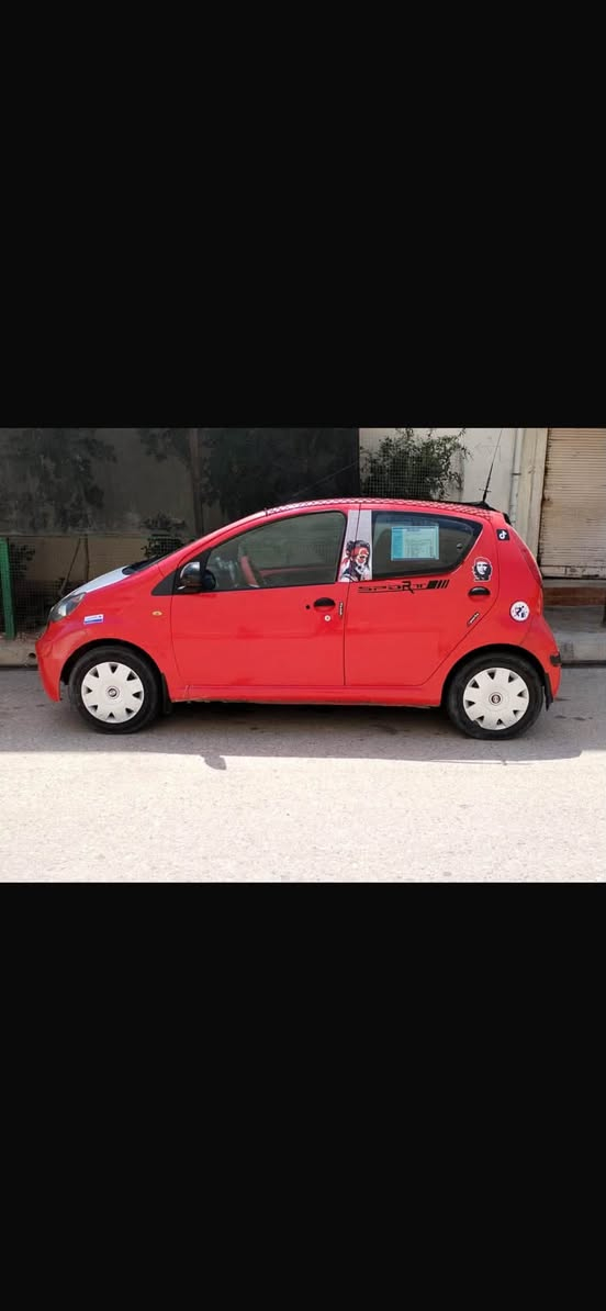 السلام عليكم Byd   f0 2013 للبيع السعر 29 بي شوي مجال رقم كربلاء راعيها والاضبارة نينوى  السيارة موجودة في نينوى المواصفات كير عادي تبريد شغال بصمة صدر السيارة جديد للتواصل *********** بي واتس اب
