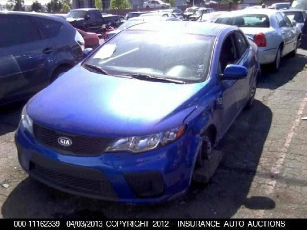 🚙 للبيع: كيا فورتي كوبيه 2013
📍 مكان السيارة: بغداد – حي الجهاد
📞 للتواصل: ***********
📊 المسافة المقطوعة: 97000 مايل
🛠️ المحرك: 4 سلندر – 2000cc
• وارد أمريكي
• حادثها بسيط
• إيرباك واحد فقط  طاك
• باقي الايرباكات سليمة ✅ 
• مصبوغة عام بسبب ضرر الجراد
• صور الحادث مرفقة مع الصور
• رقم السيارة: بغداد الدولي الجديد
• باسم المالك – تحويل مباشر
• لون السيارة: أزرق حبري
• السيارة نظيفة ولا تعاني من أي نواقص

📞 للتواصل: ***********

💰 السعر: 74 ورقة – قابل للتفاوض

نص مكتوب في الصور:
- HONOR X6 50MP Triple Camera
- 000-11162339 04/03/2013 COPYRIGHT 2012 - INSURANCE AUTO AUCTIONS