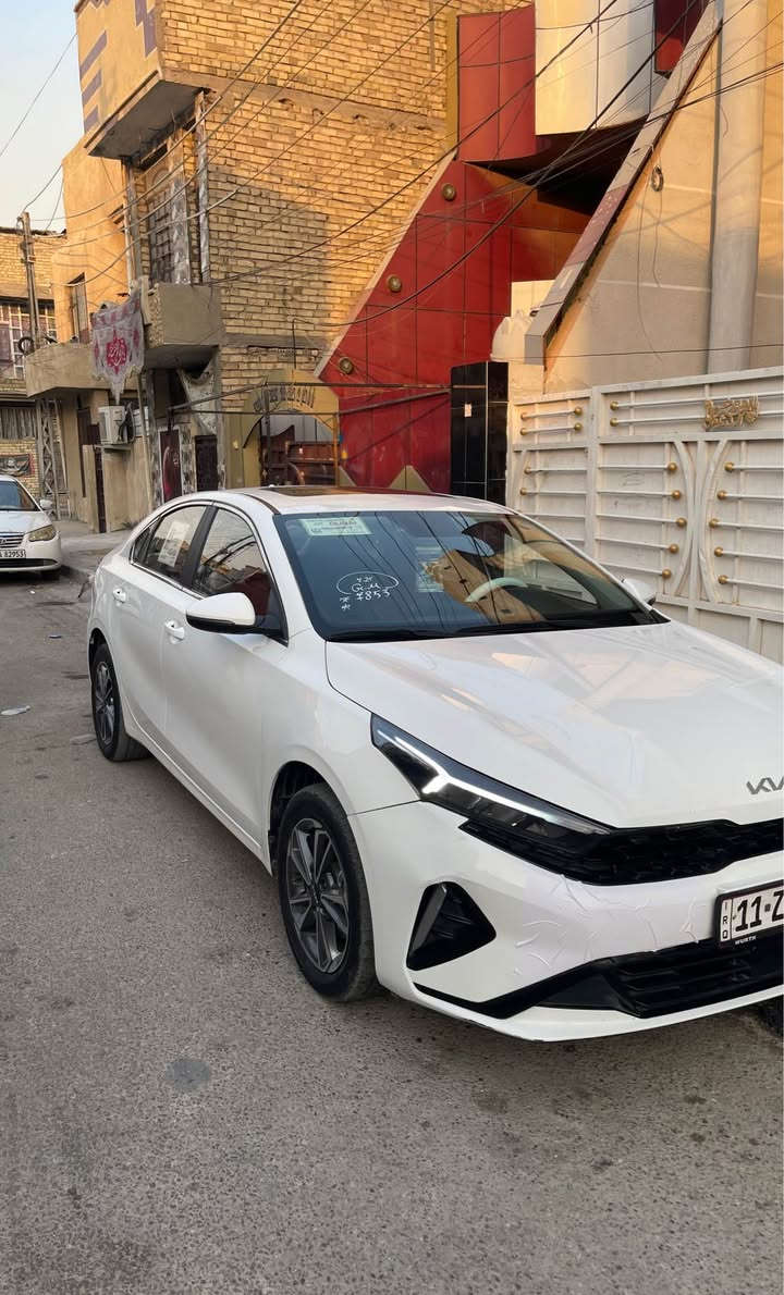 من رخصت الأدمن المحترم 
***********
 K3 موديل2024
 خليجي مكفولة كفالة عامة عدا بارد قليل سلايت اشاير ترحيب داخل جلد أحمر مطعم باسود بلاد فول الفول ماشيا40K  بغداد دولي هزة جديدة السعر (133$) مجال بسيط بغداد*********** بغداد, العراق
