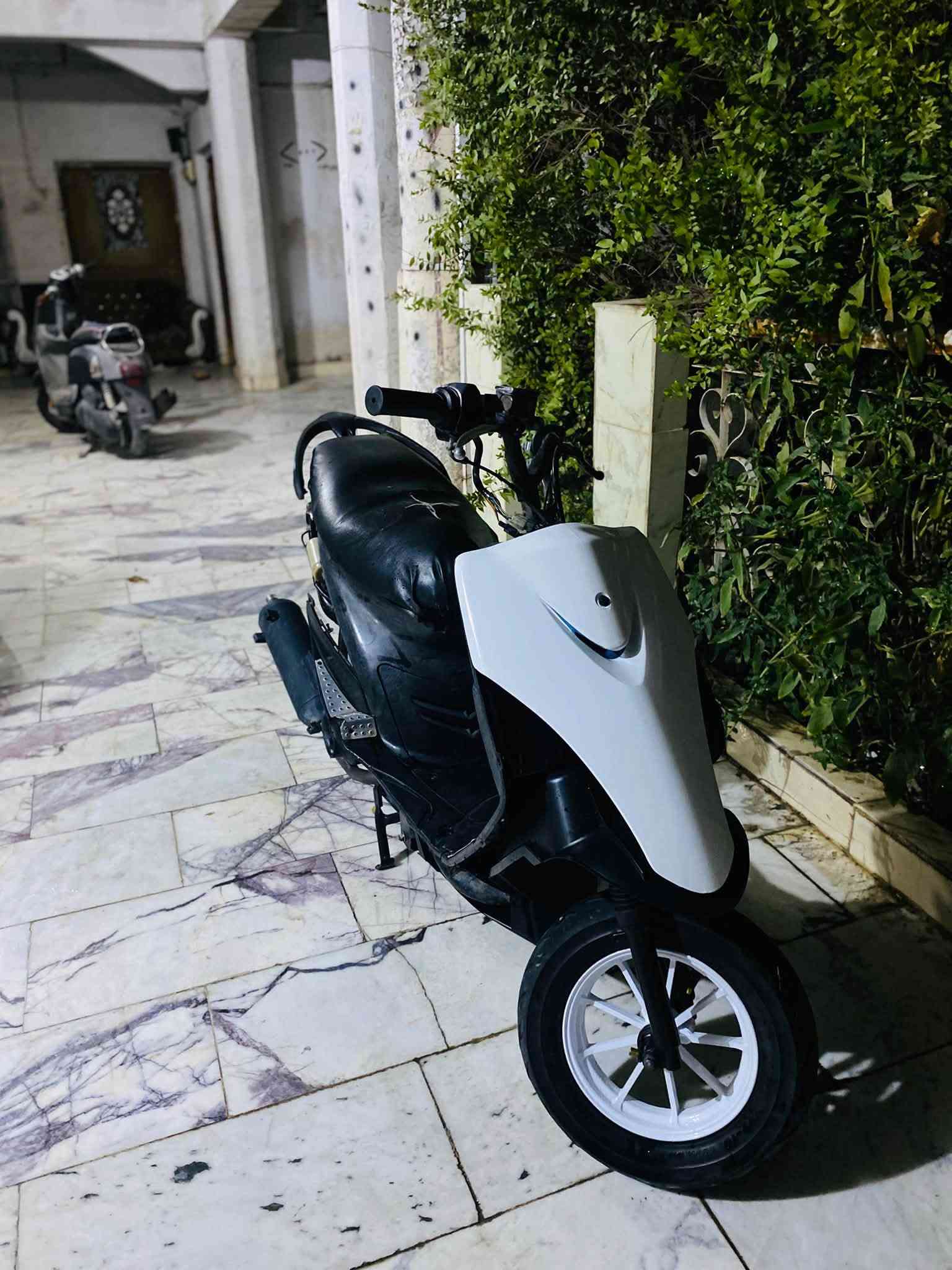 مـا شـاء الله🤍✨
سلام عليكم 🙋🏻‍♂️،دراجة ماكس عدله للبيع ✔️🤍
الدراجه مرتبه حلوه شلعه ومعدل وكشرها حلو 🤍
الدراجة غراضه موجوده من كهربائيات وكفر وسوادات 🖤✨✔️،
الدراجه ميكنتها 55 سمارت 🔥❤️‍🩹
وبيهه كلج wfرياضي أمامي 🔥
وكلج خلفي رياضي 🔥
الدراجه مسويلها ادامه جديدة 🤍🔥
مـرتبة على اخـر حباية ❤️‍🩹🔥
الـسعر :450وبيها مجال قليل حك الجيه 🤍✨
للاستفسار: خاص او *********** واتساب و رصيد 🤍🔥❤️‍🩹
